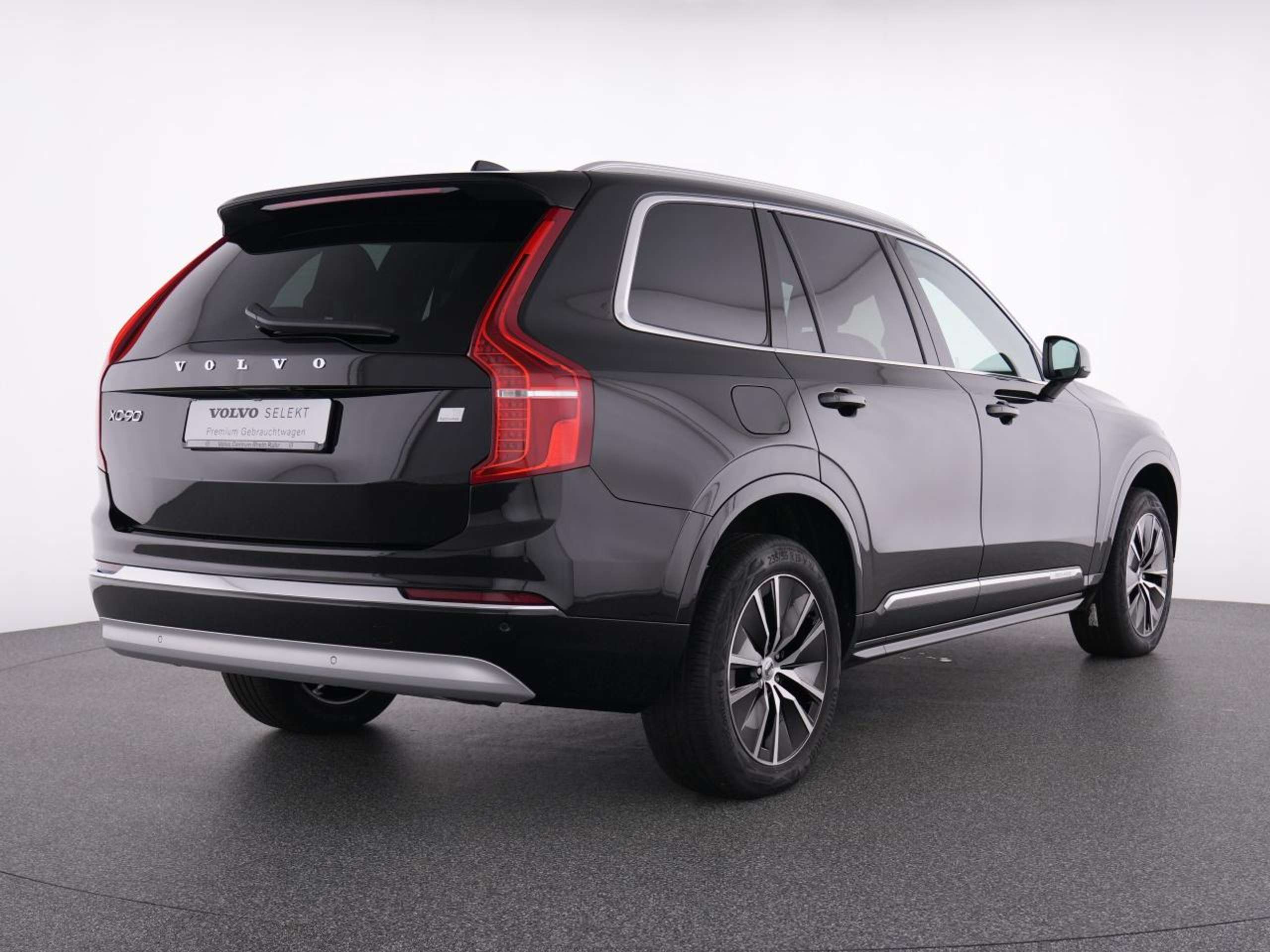 Volvo - XC90