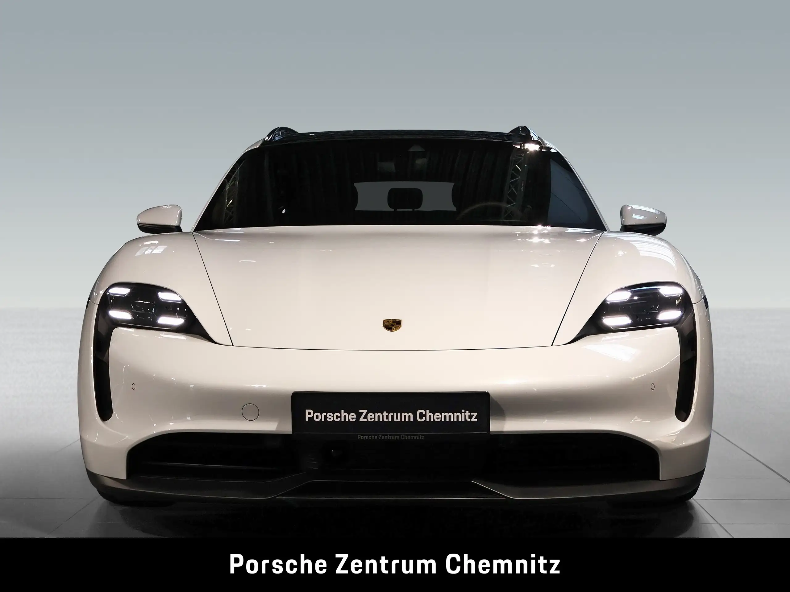 Porsche - Taycan