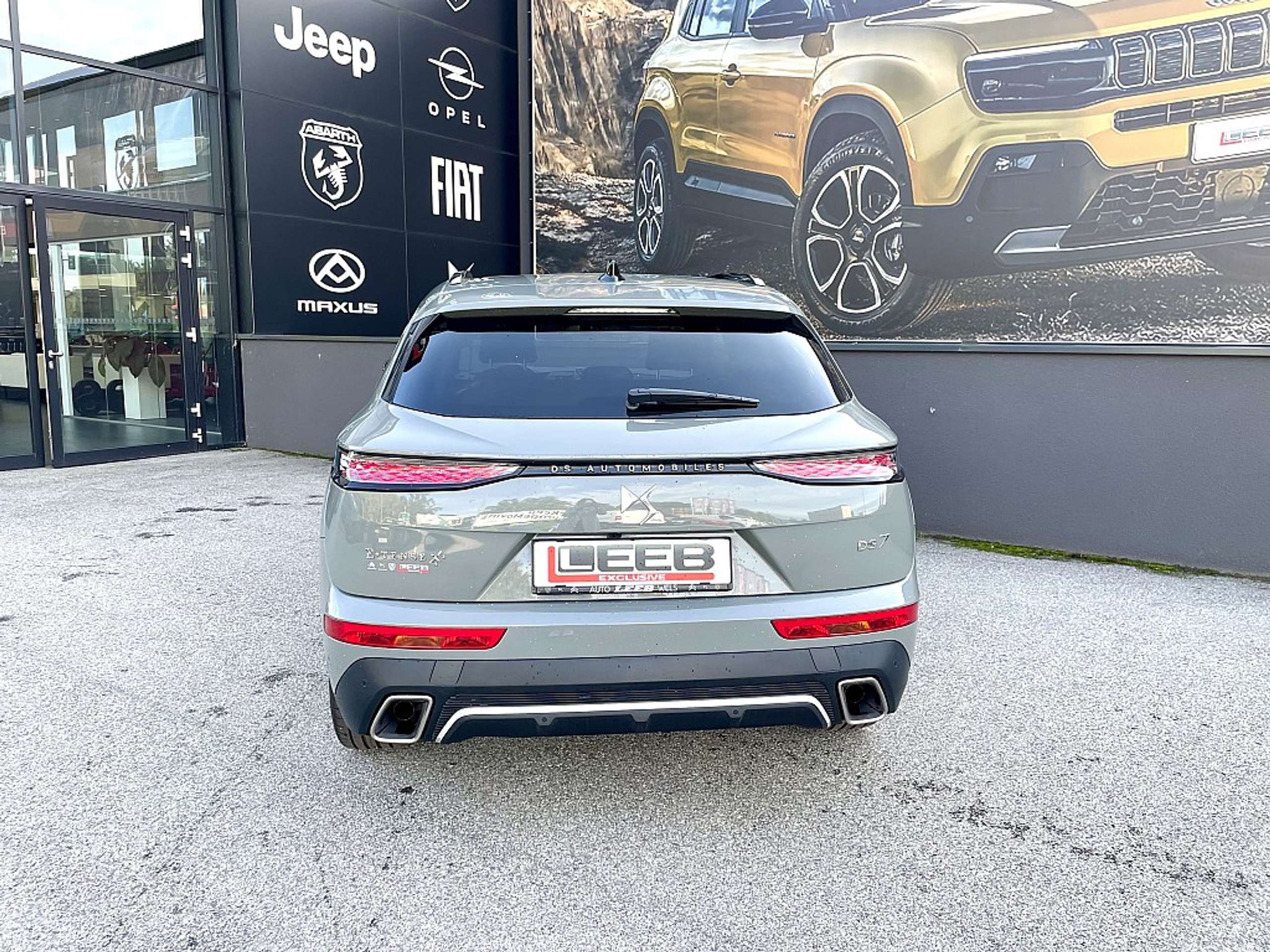 DS Automobiles - DS 7 Crossback