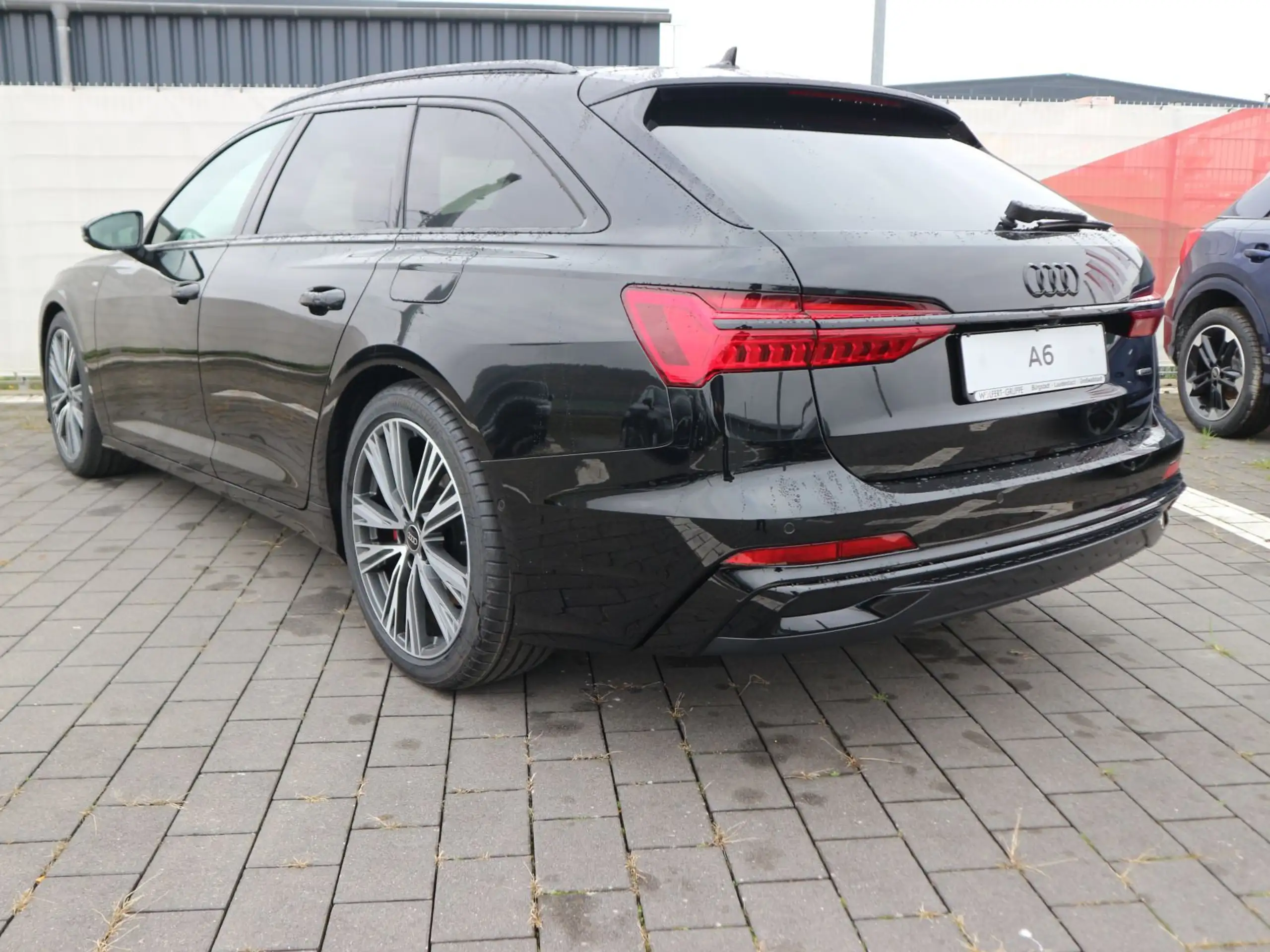 Audi - A6