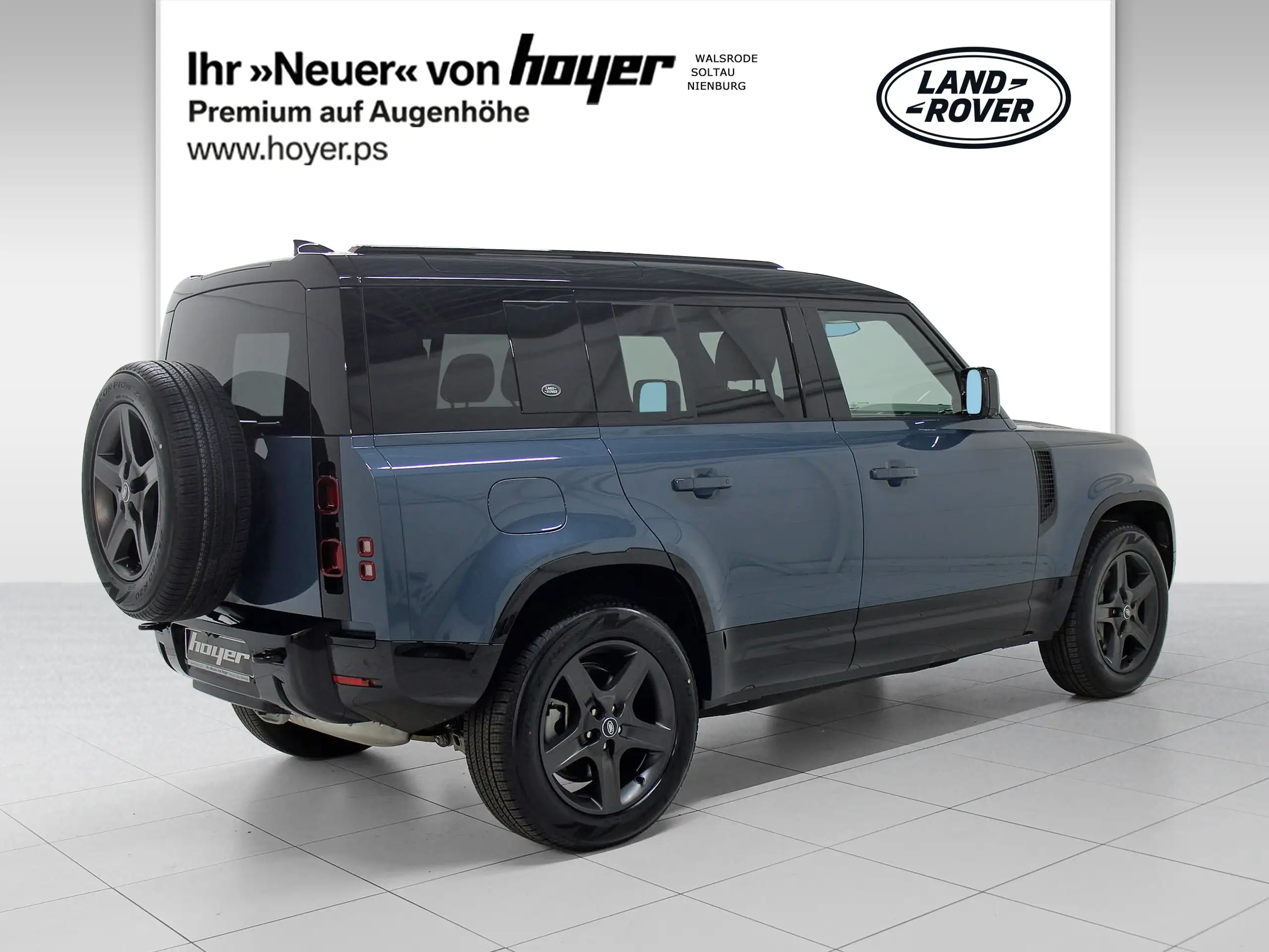 Land Rover - Defender