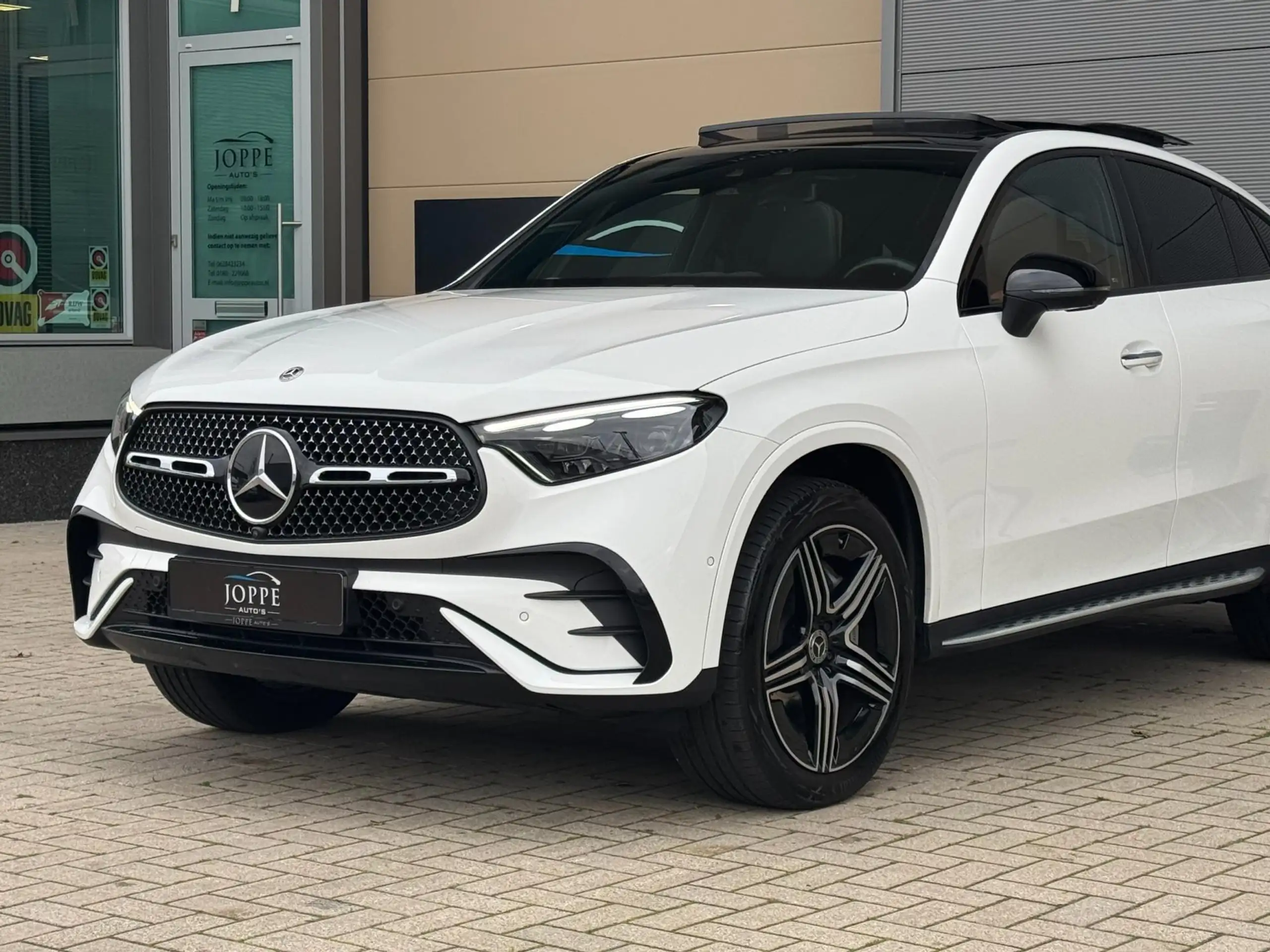 Mercedes-Benz - GLC 300