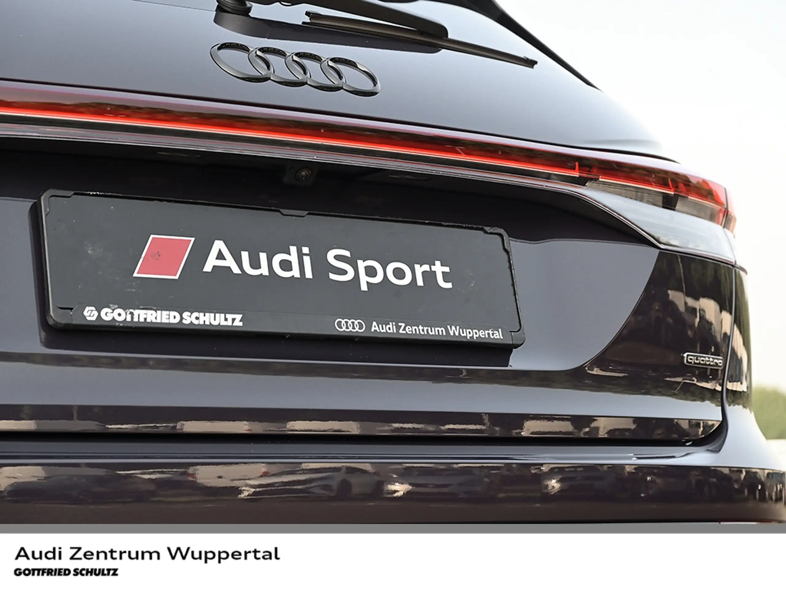 Audi - Q4 e-tron