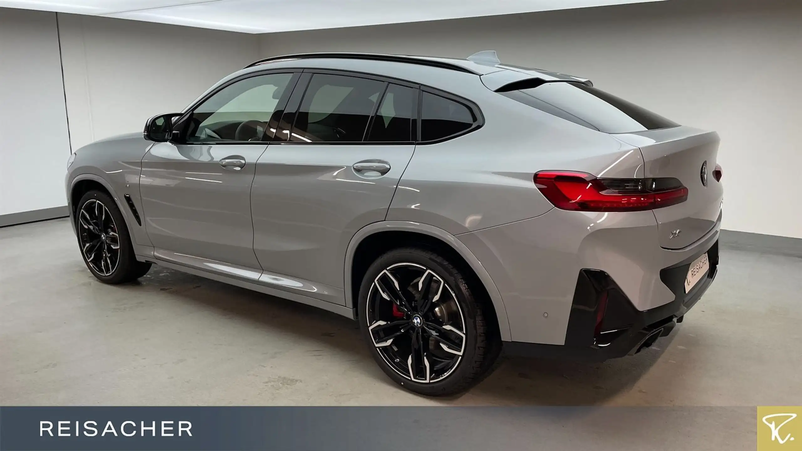 BMW - X4 M