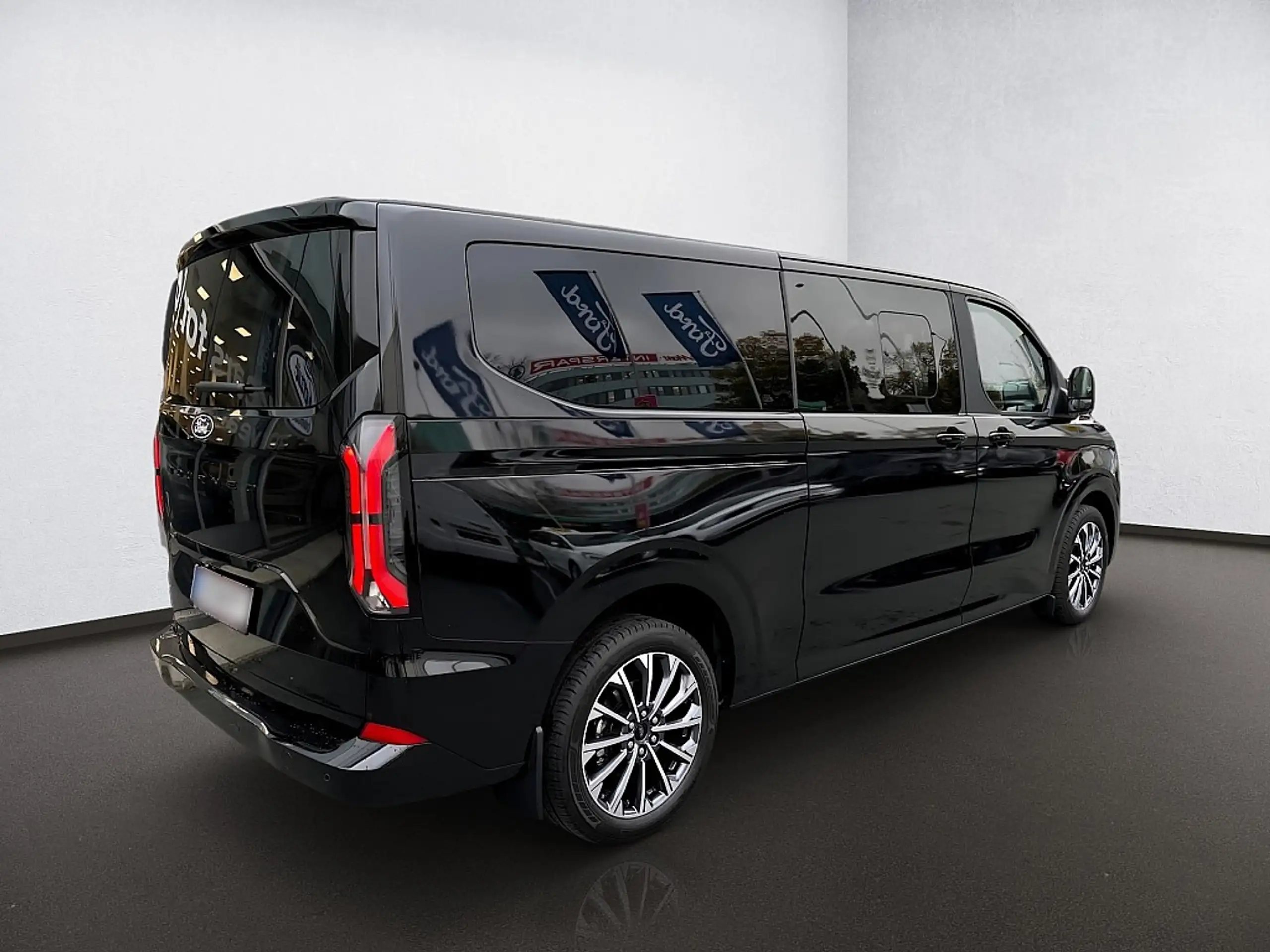 Ford - Tourneo Custom