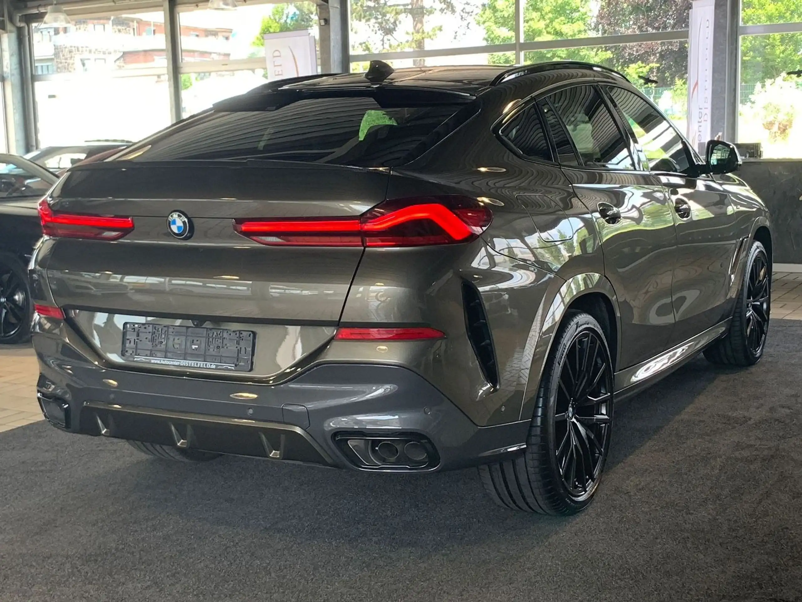 BMW - X6 M