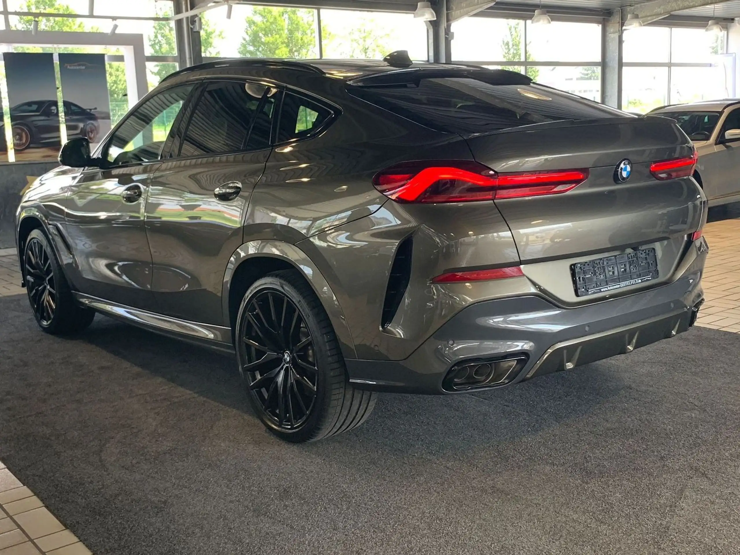 BMW - X6 M