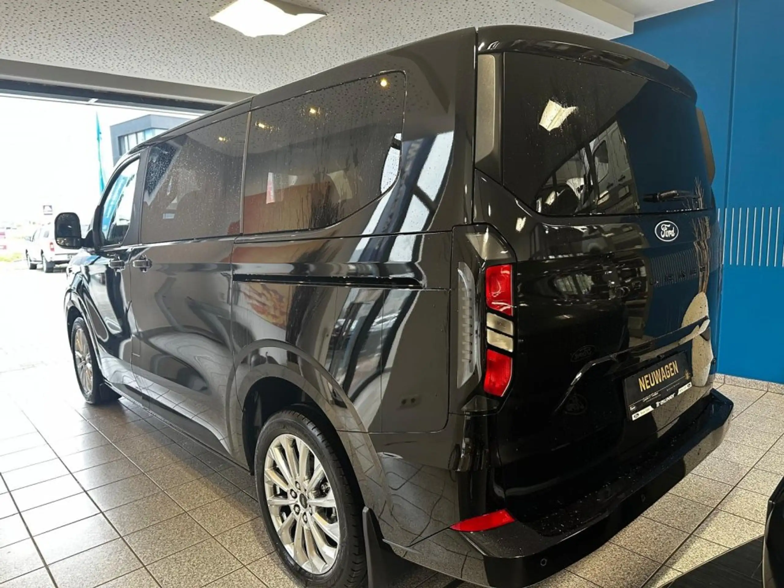 Ford - Tourneo Custom