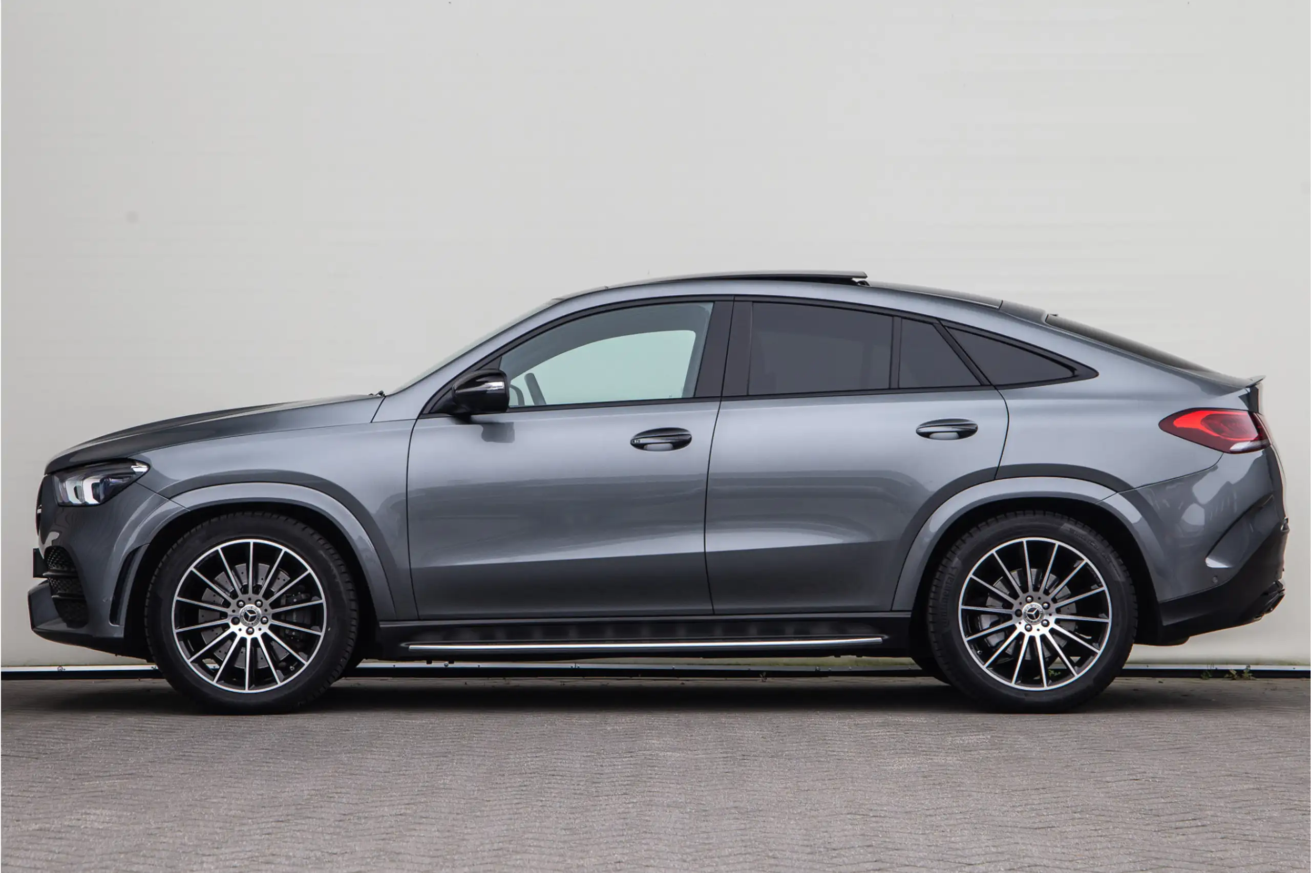 Mercedes-Benz - GLE 350