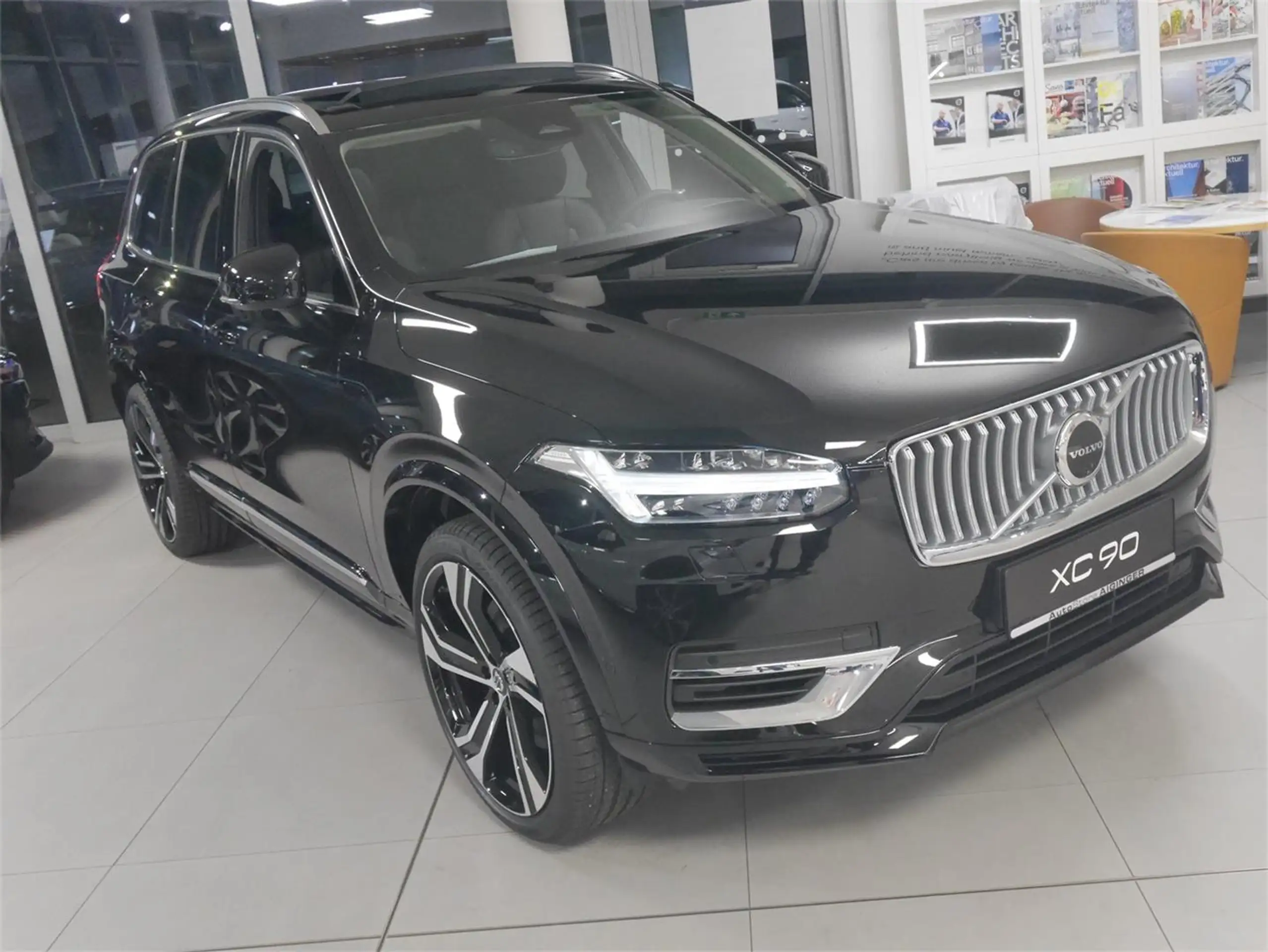 Volvo - XC90