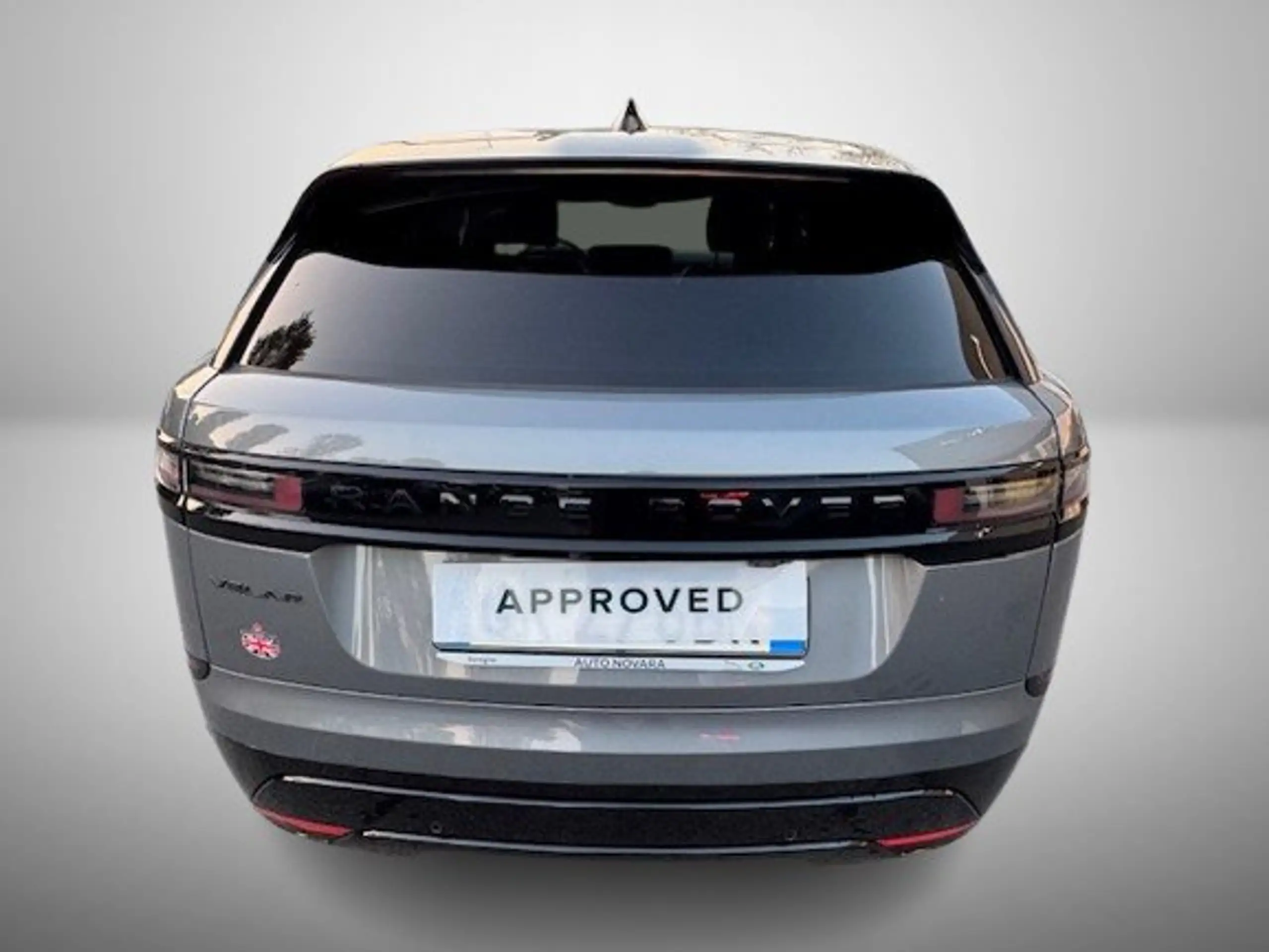 Land Rover - Range Rover Velar