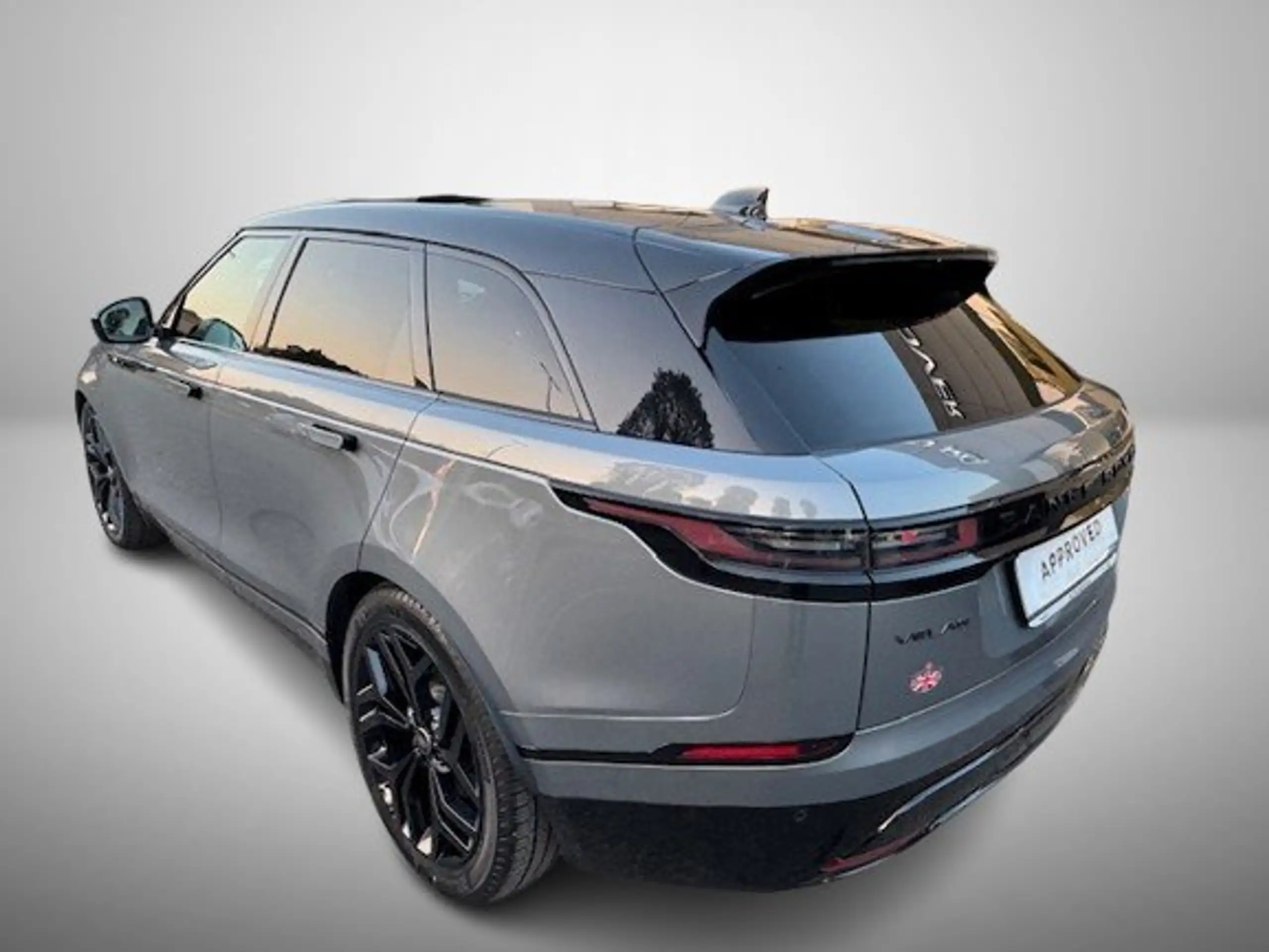 Land Rover - Range Rover Velar