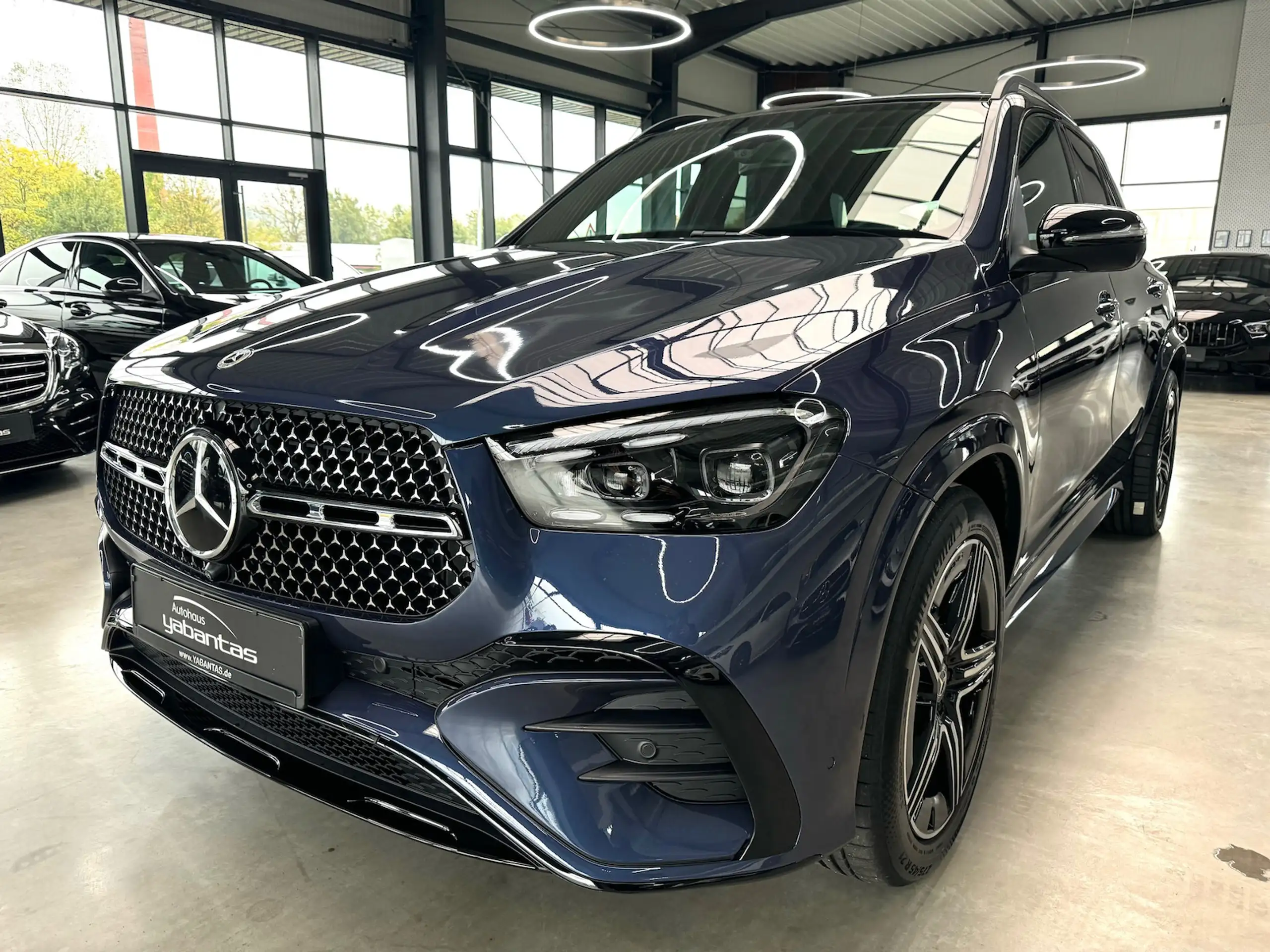 Mercedes-Benz - GLE 350