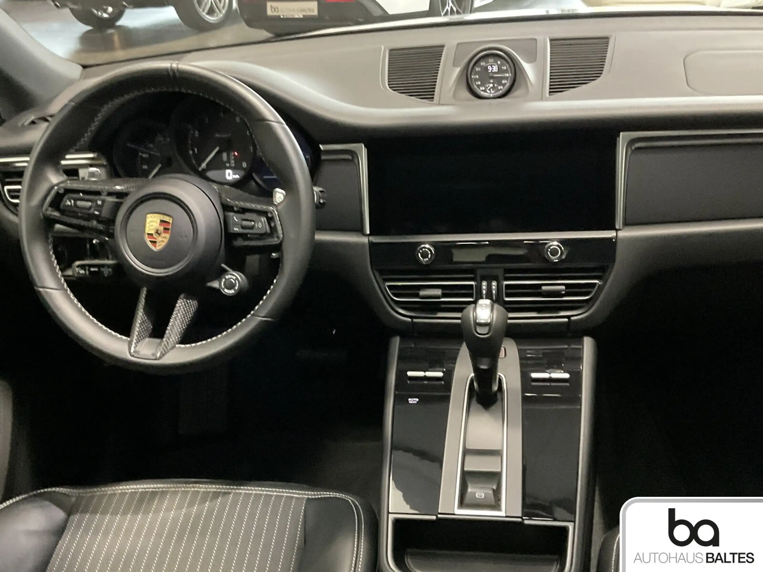 Porsche - Macan