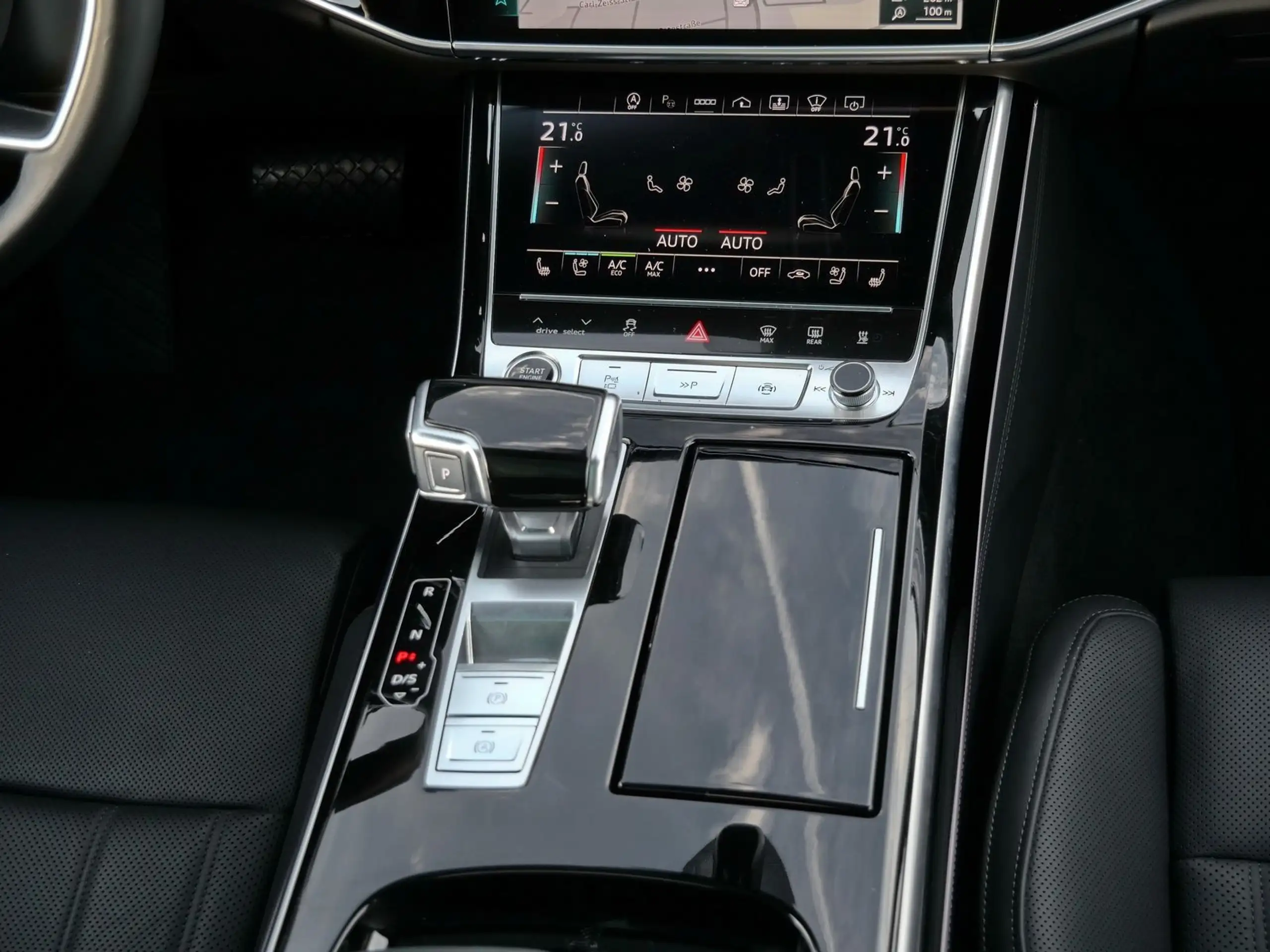 Audi - A8