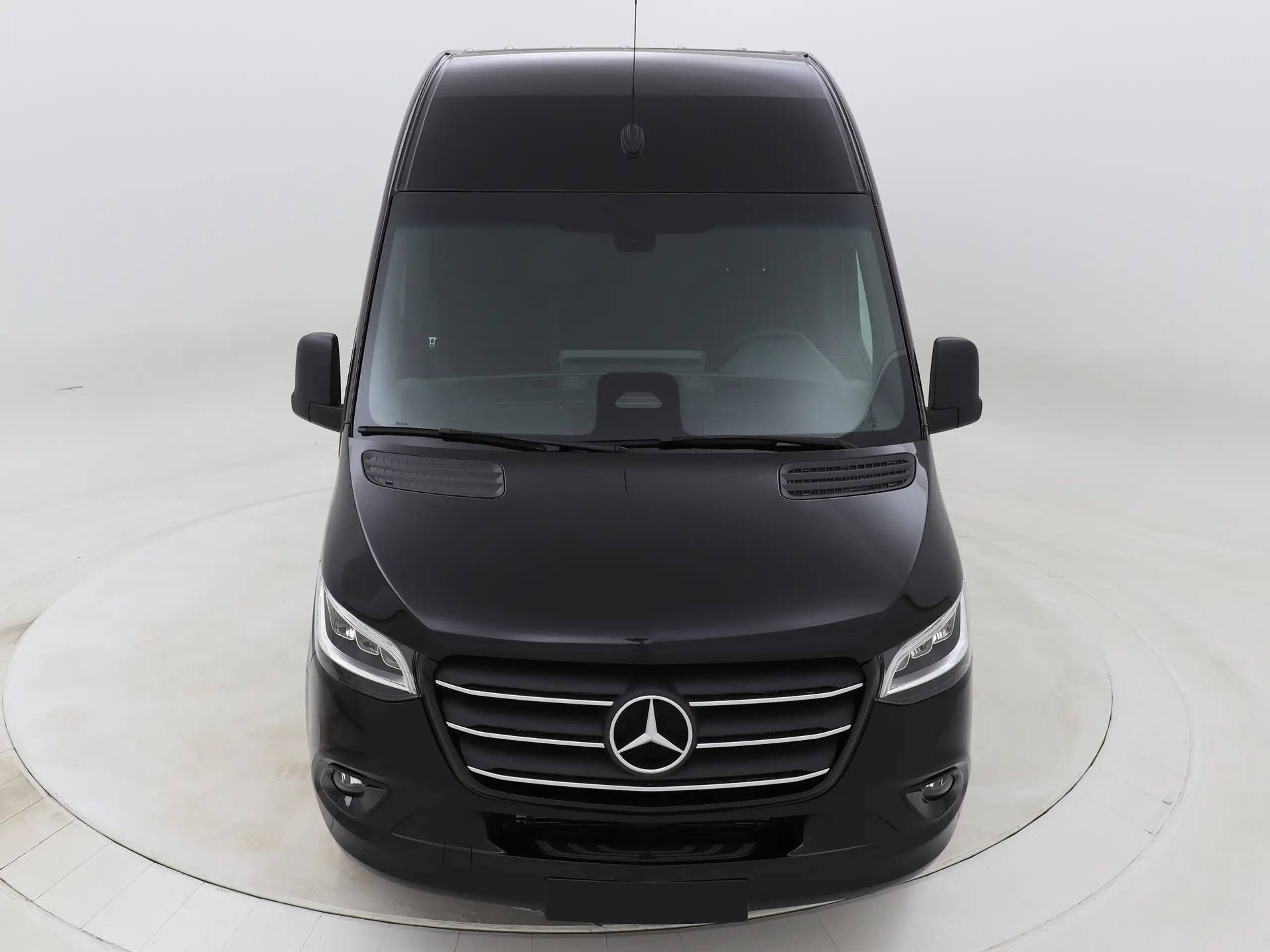 Mercedes-Benz - Sprinter