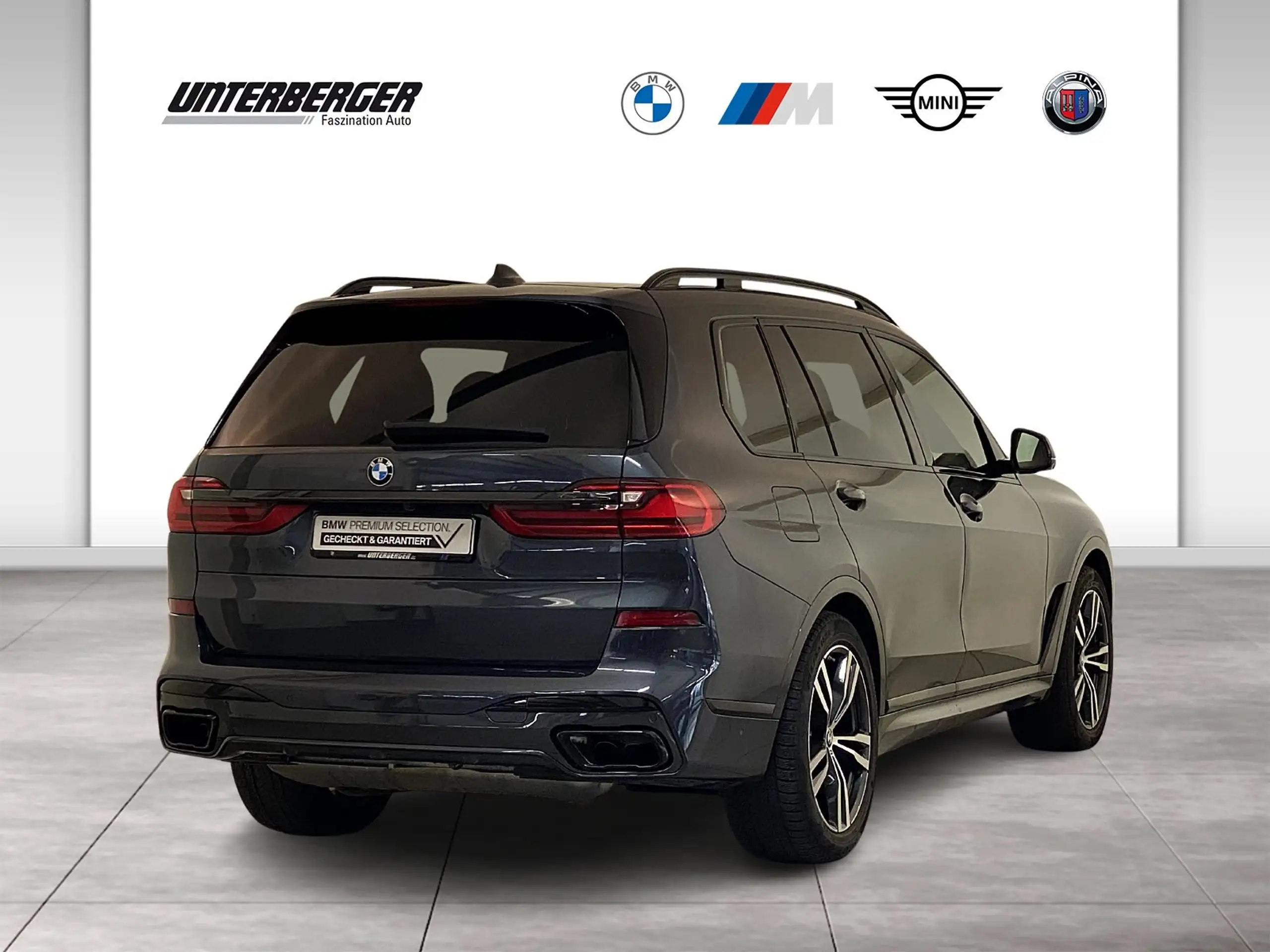 BMW - X7 M