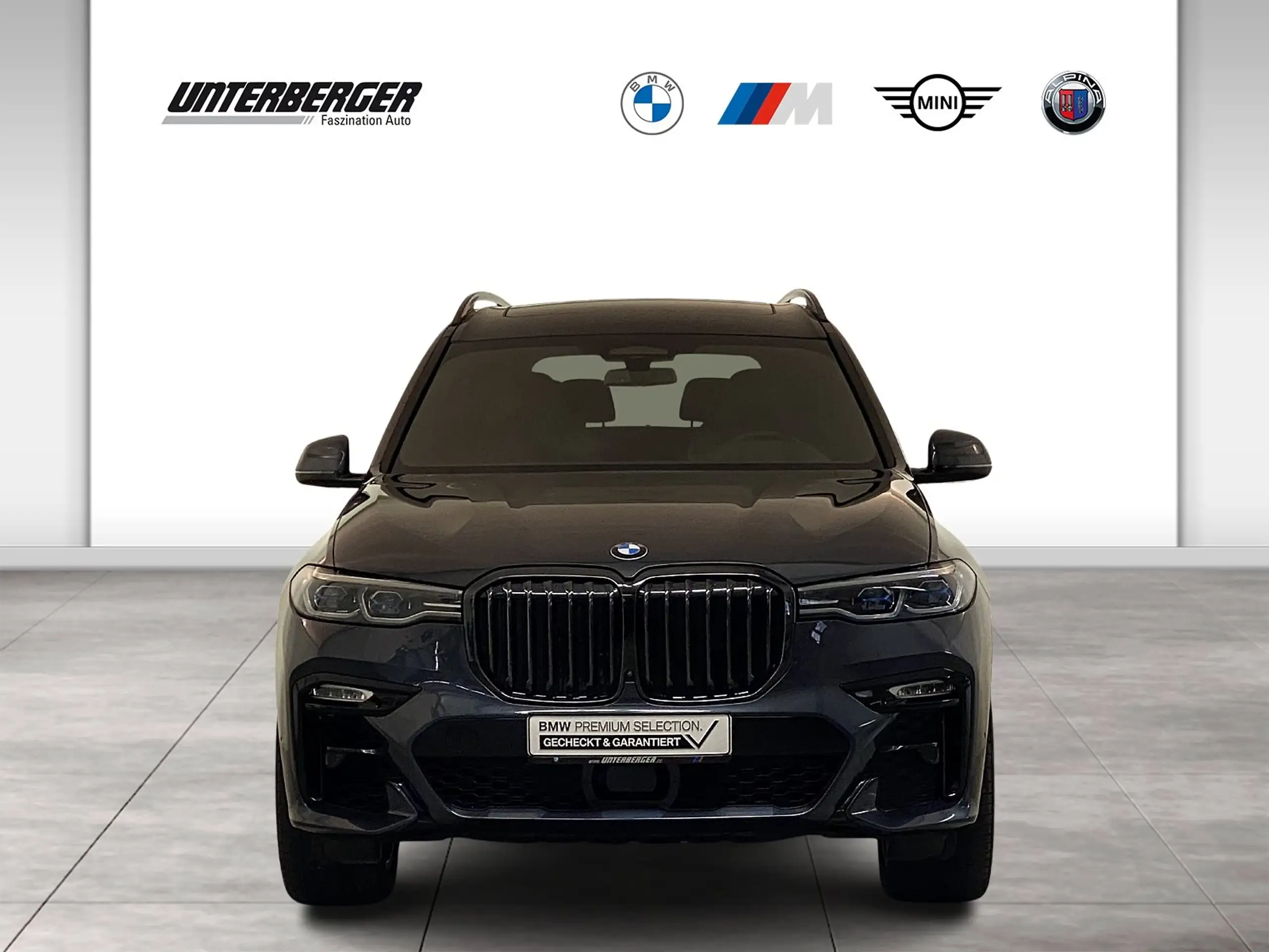 BMW - X7 M