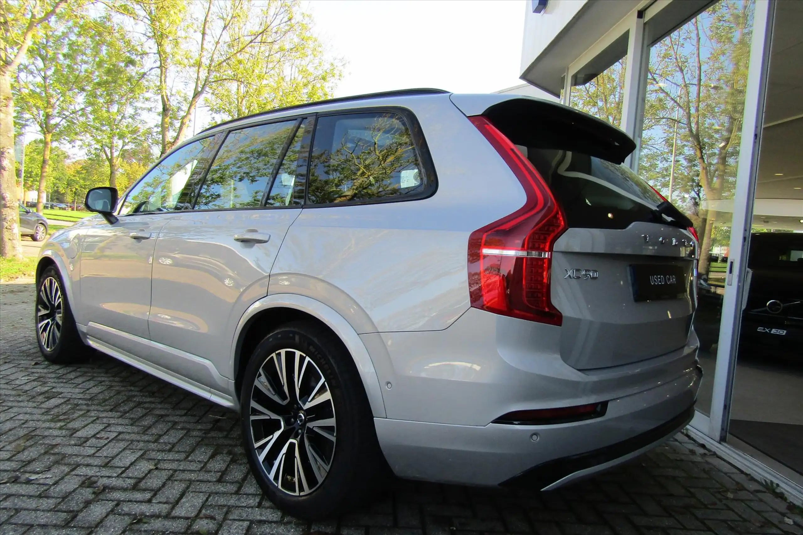 Volvo - XC90