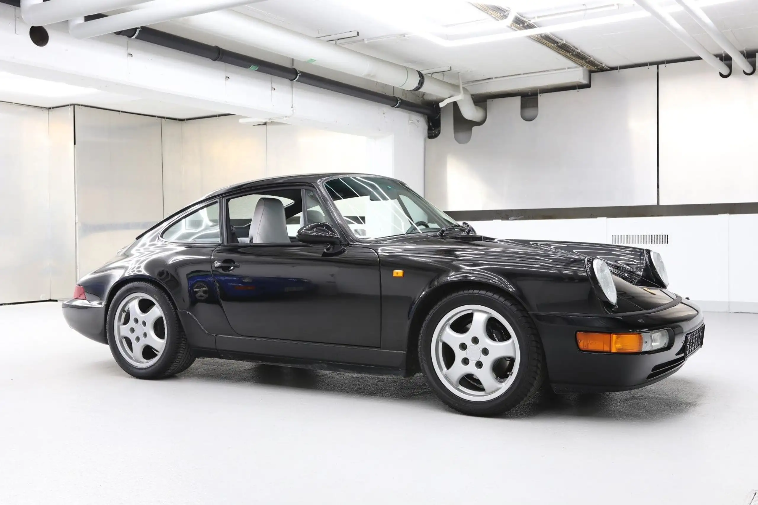 Porsche - 964