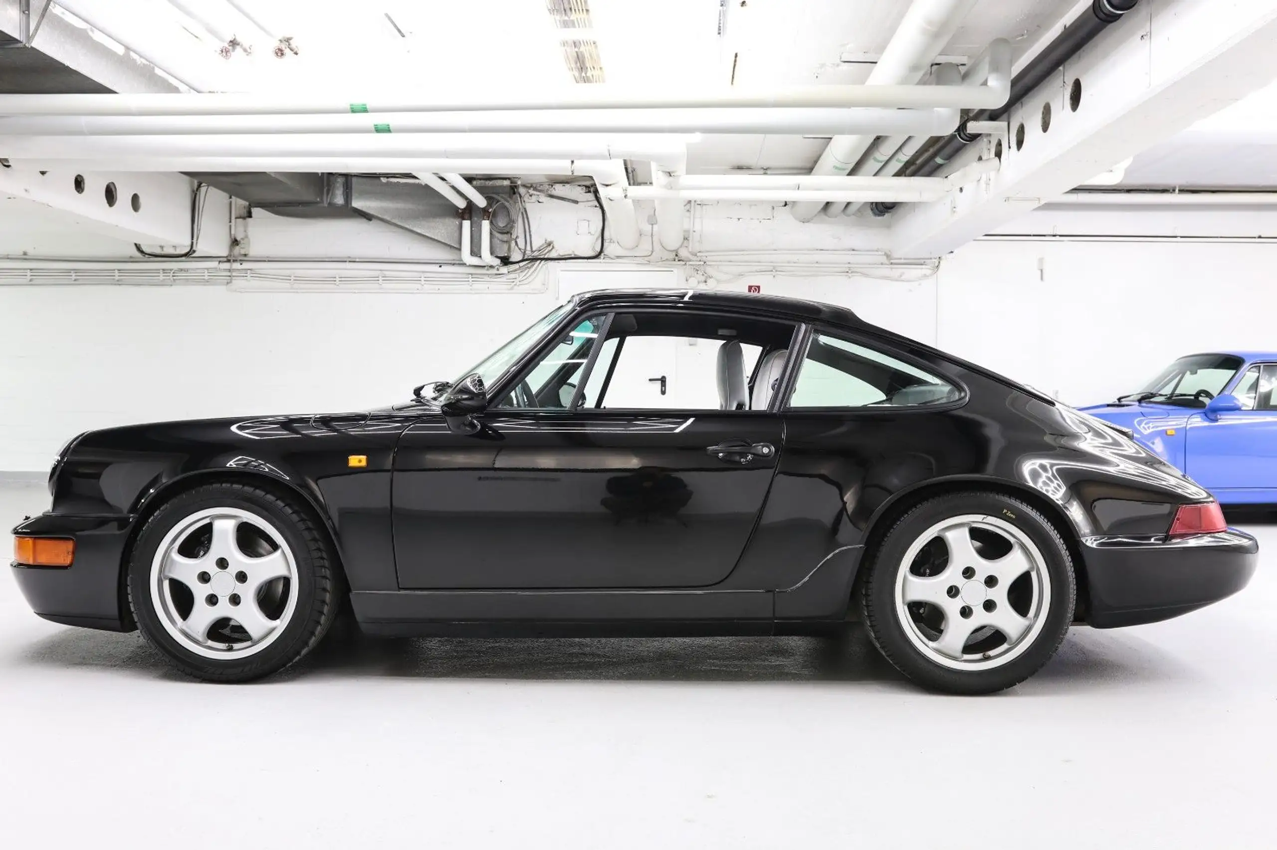 Porsche - 964