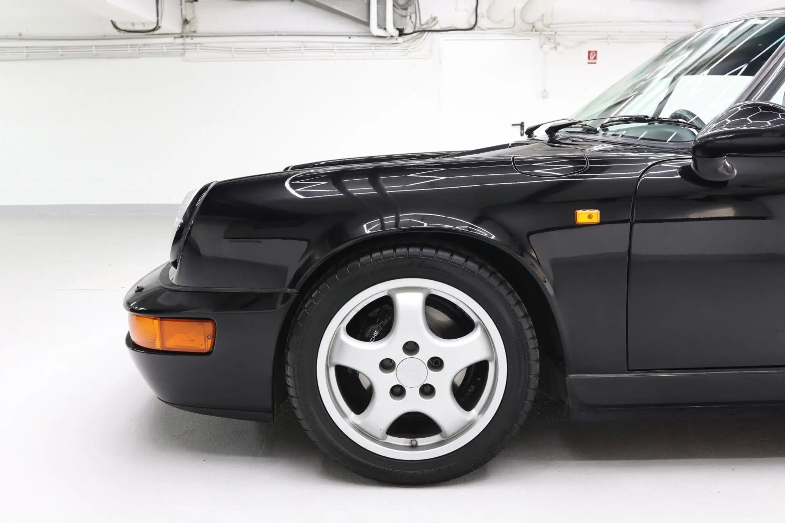 Porsche - 964