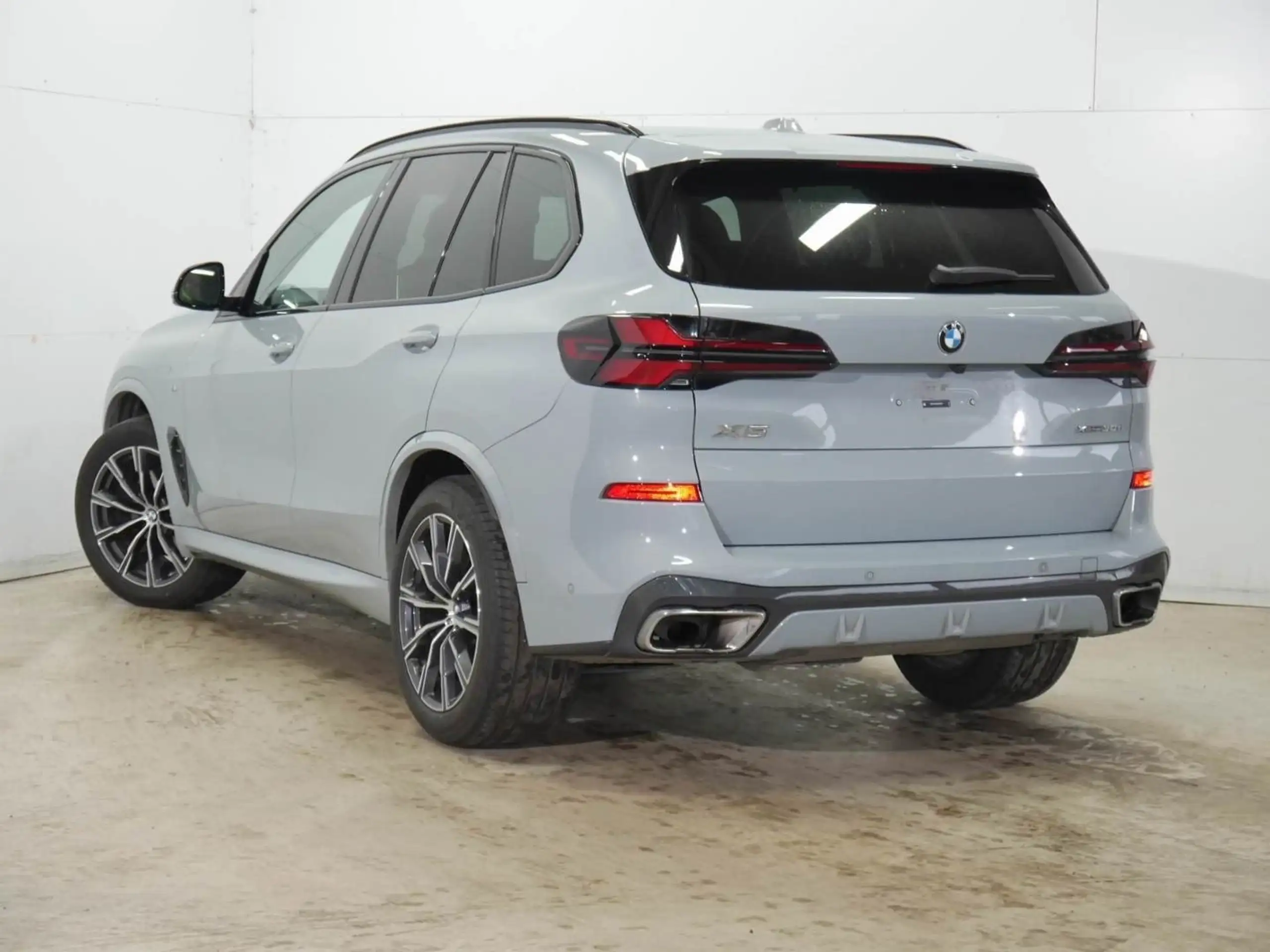 BMW - X5