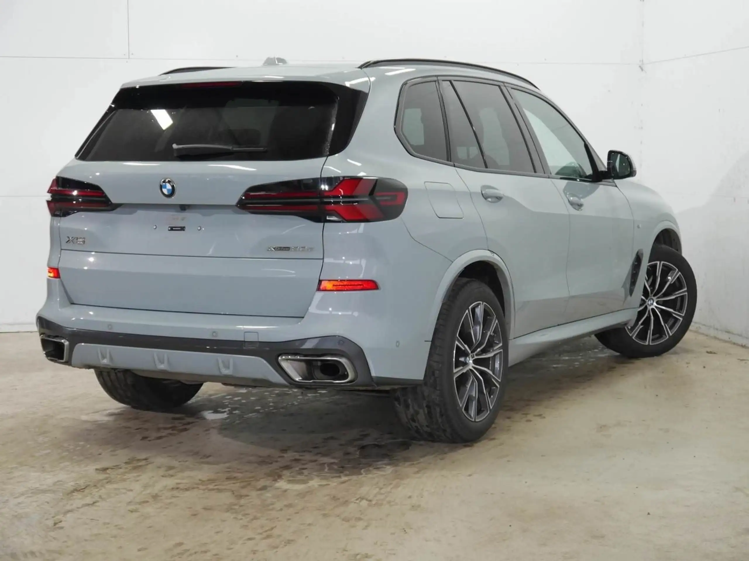 BMW - X5