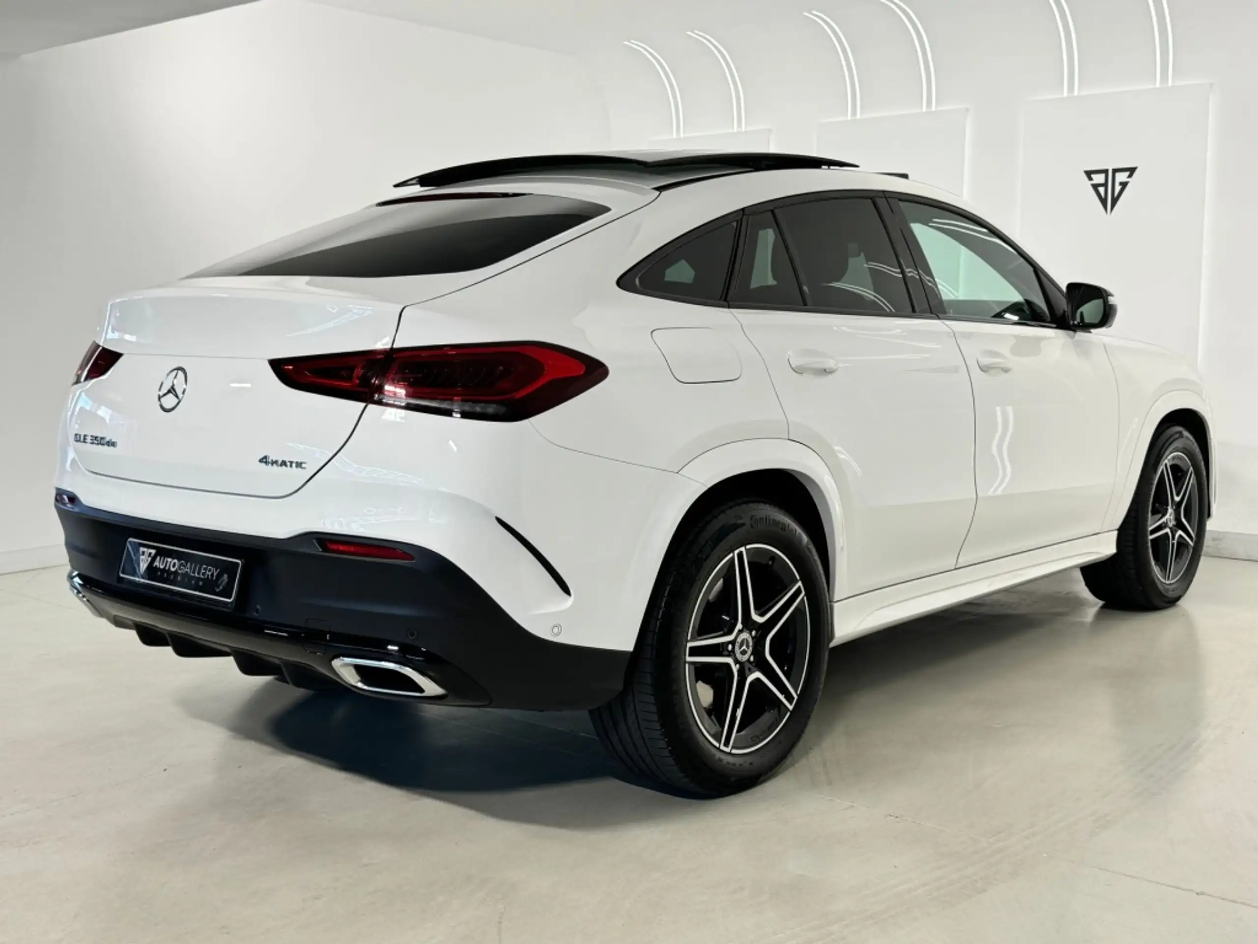 Mercedes-Benz - GLE 350