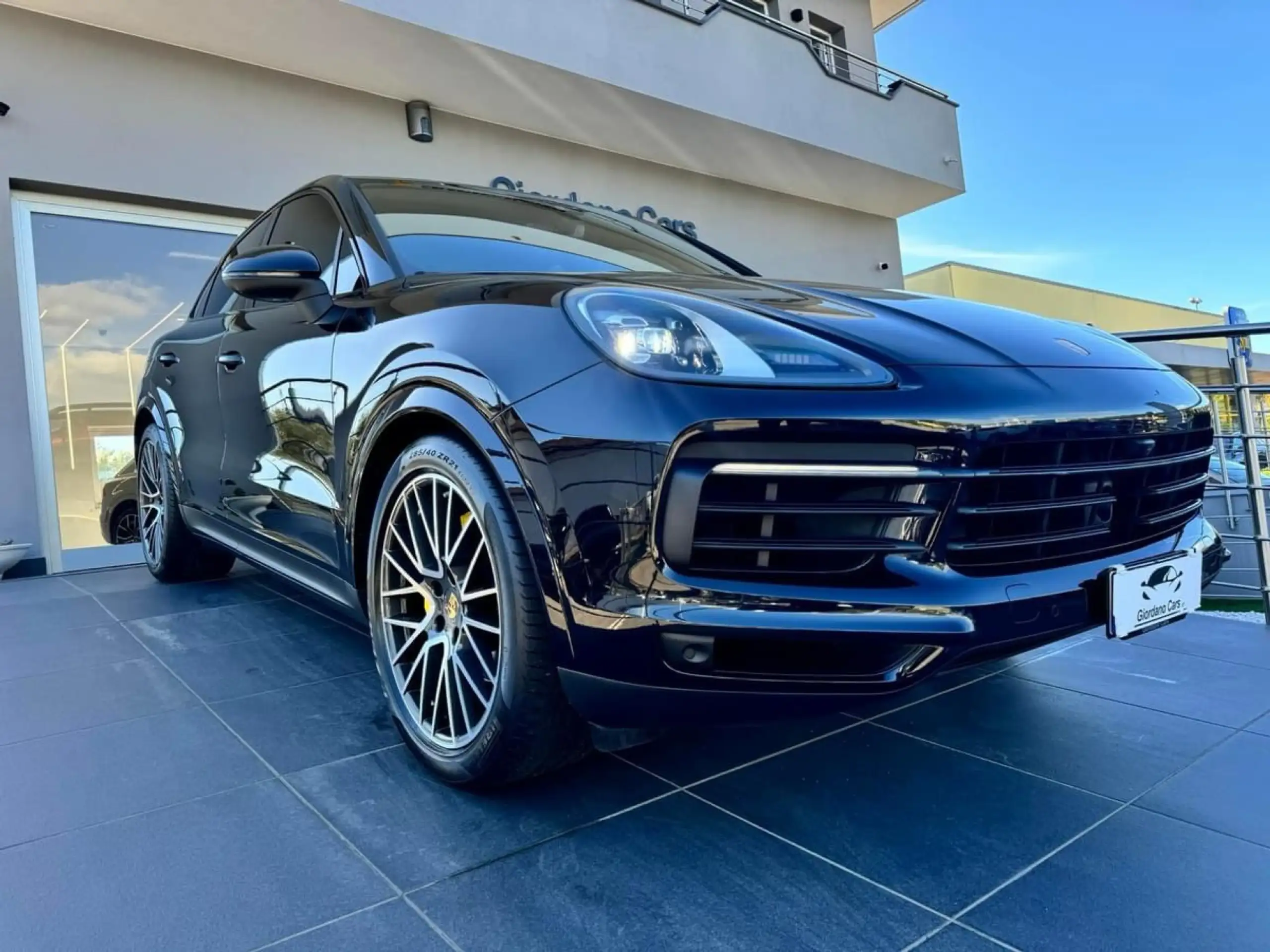 Porsche - Cayenne