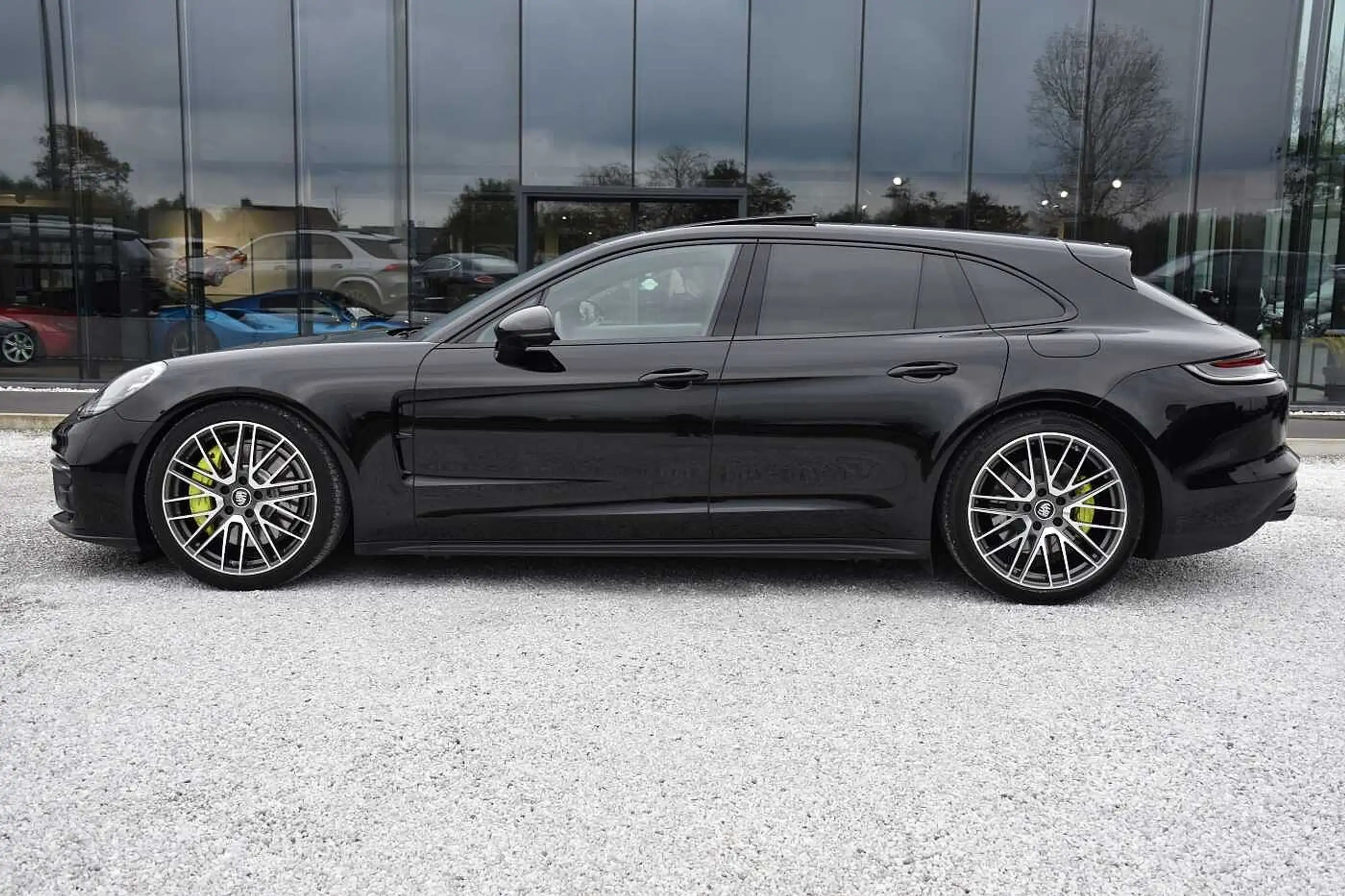 Porsche - Panamera