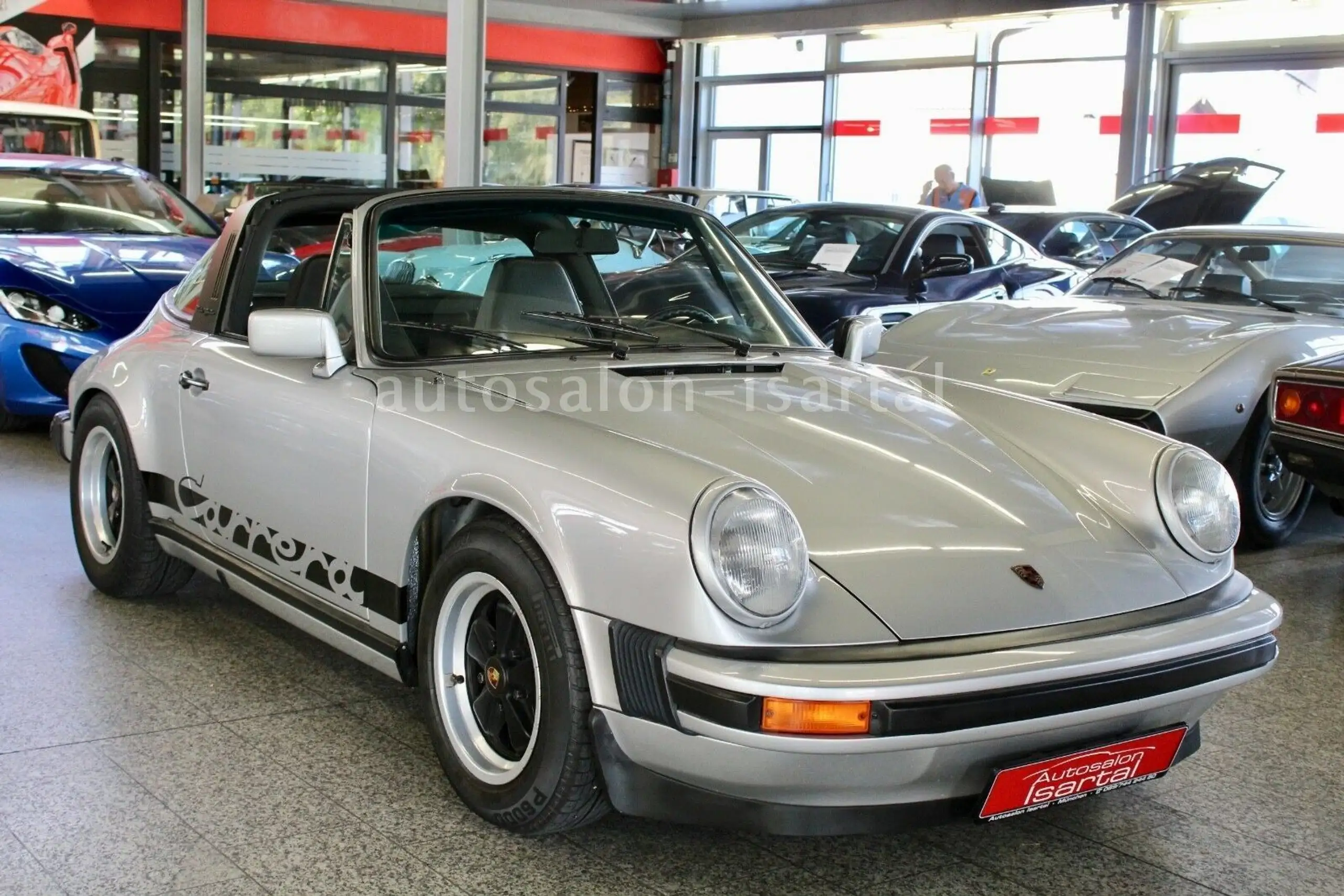 Porsche - 911