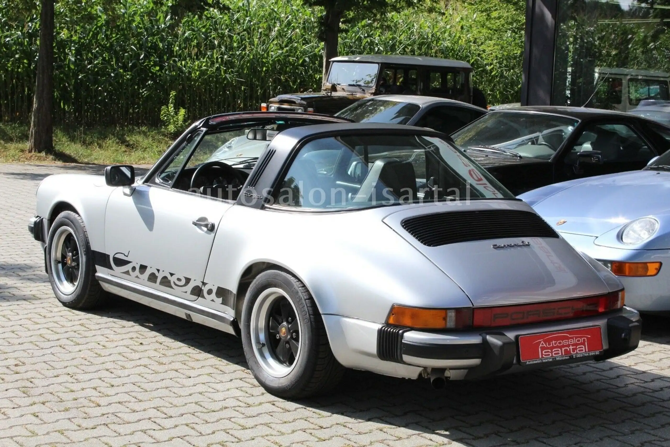 Porsche - 911