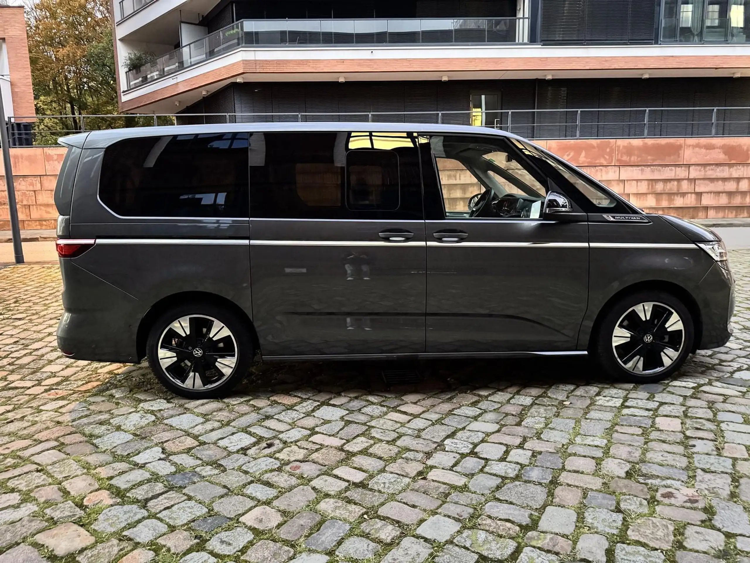 Volkswagen - T7 Multivan