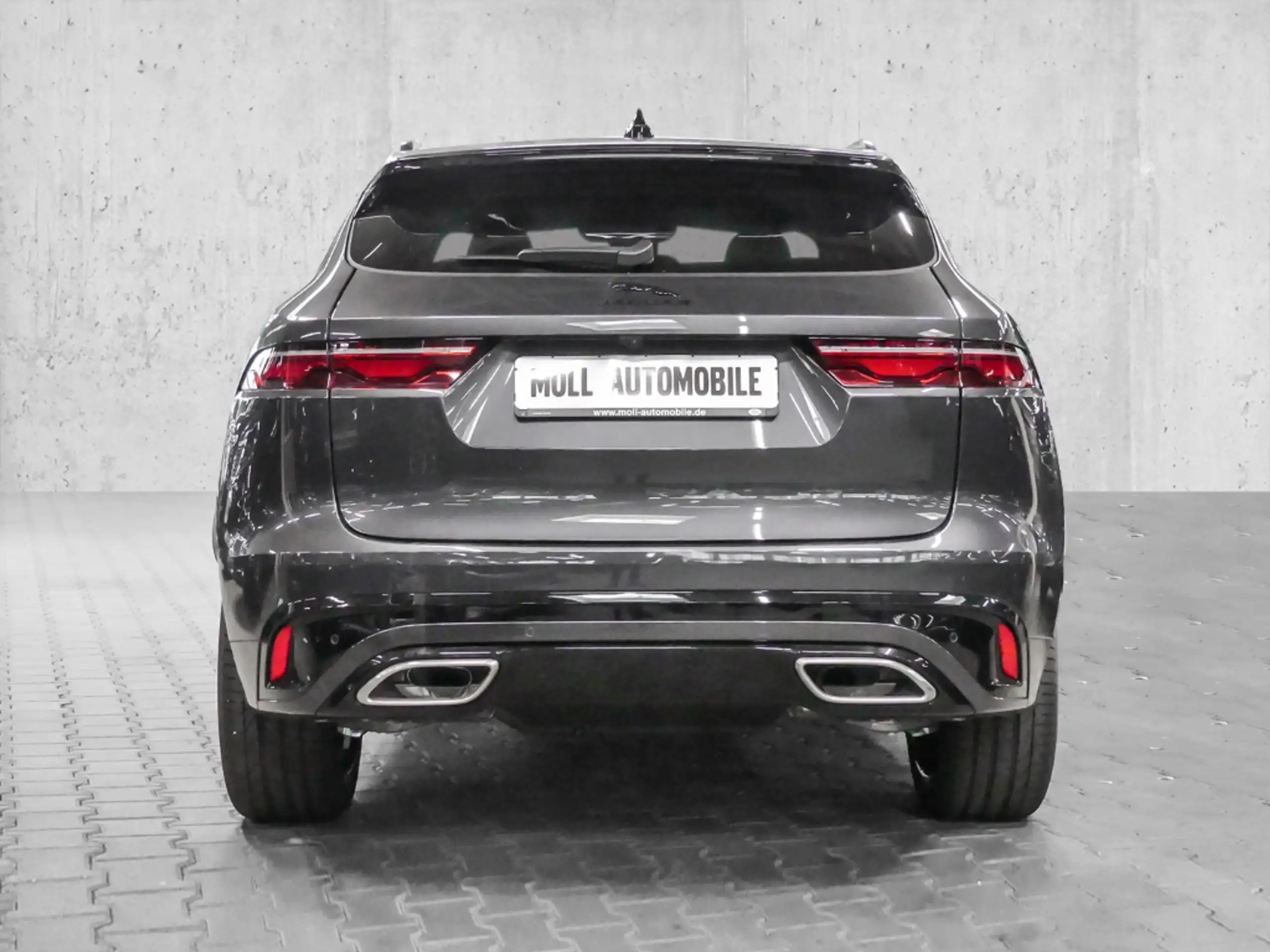 Jaguar - F-Pace