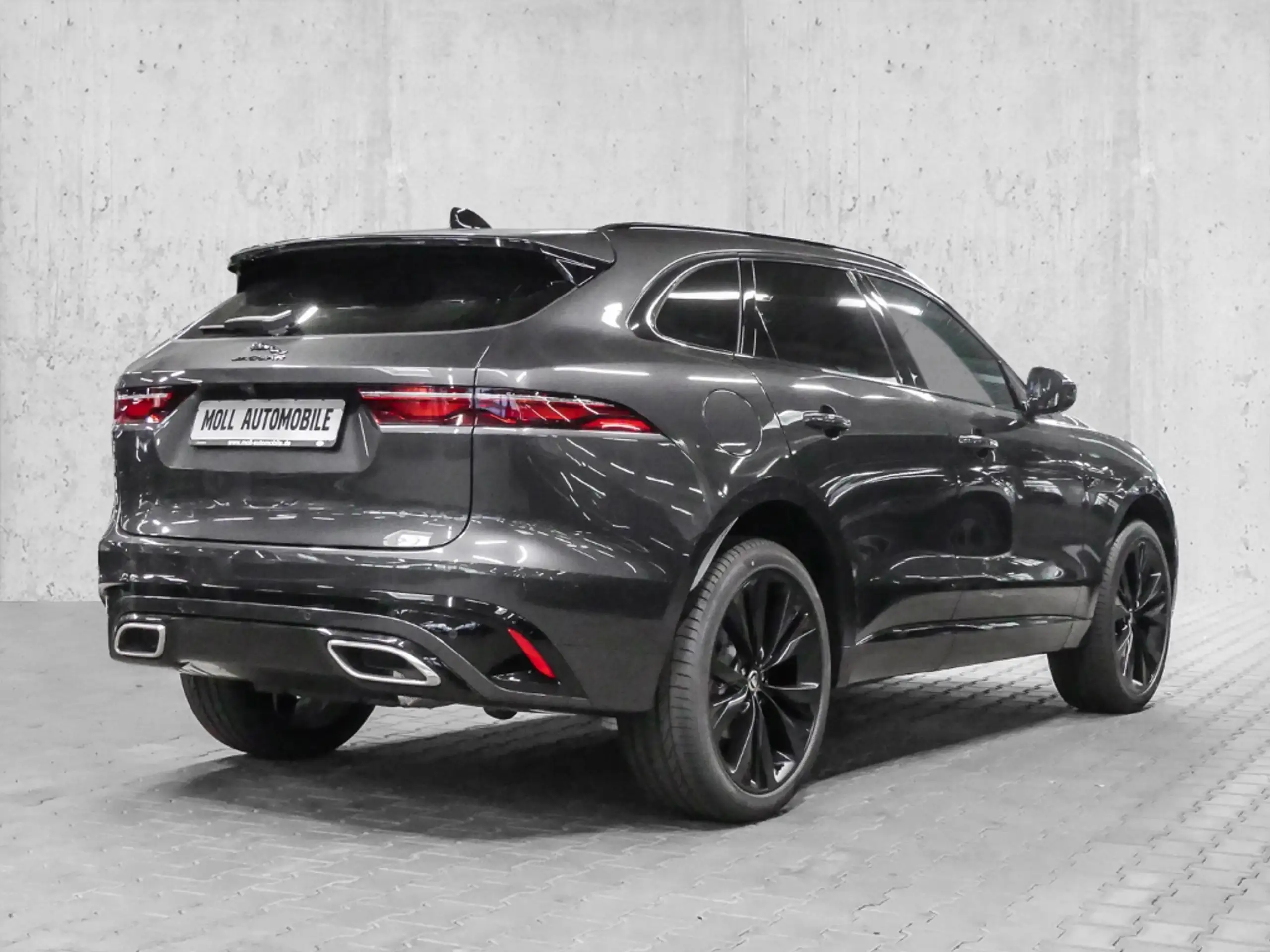 Jaguar - F-Pace