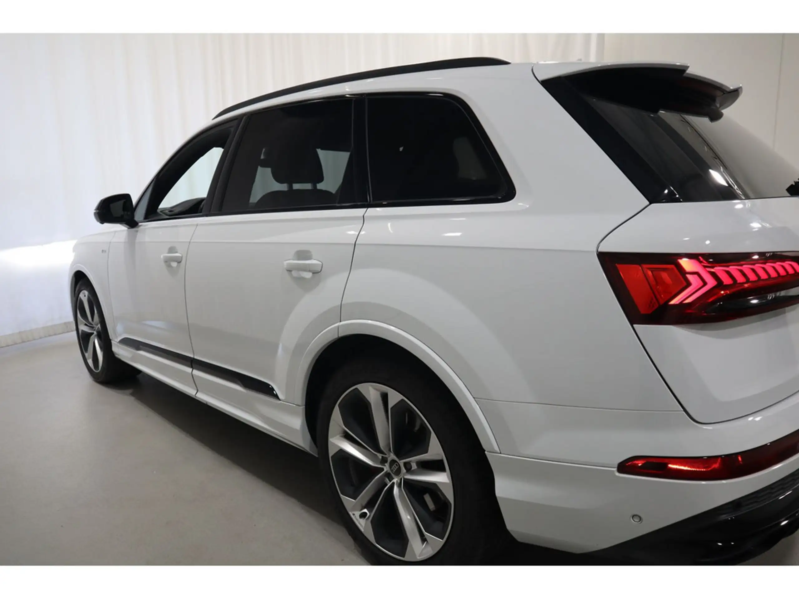 Audi - Q7