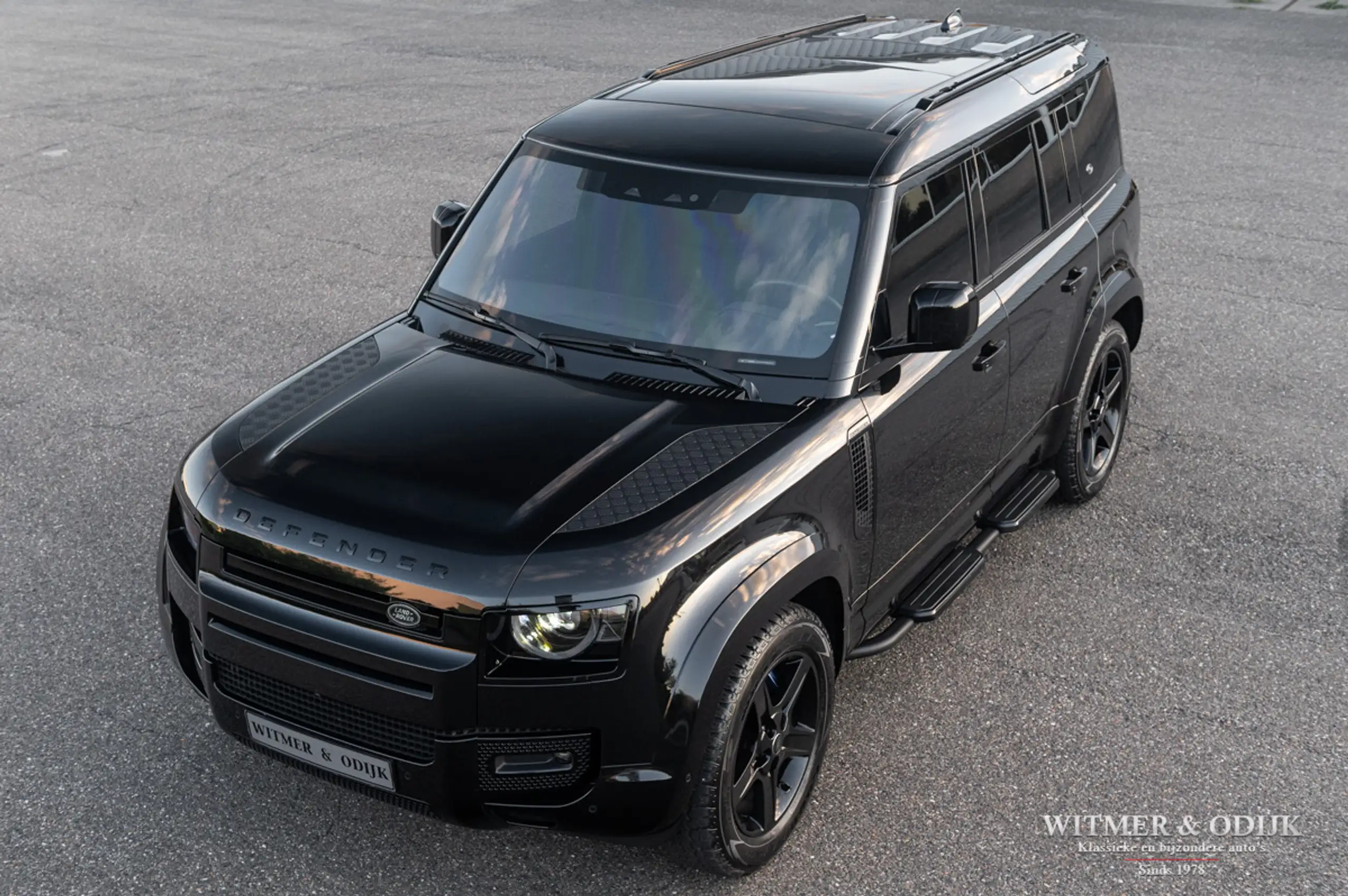 Land Rover Defender 2021