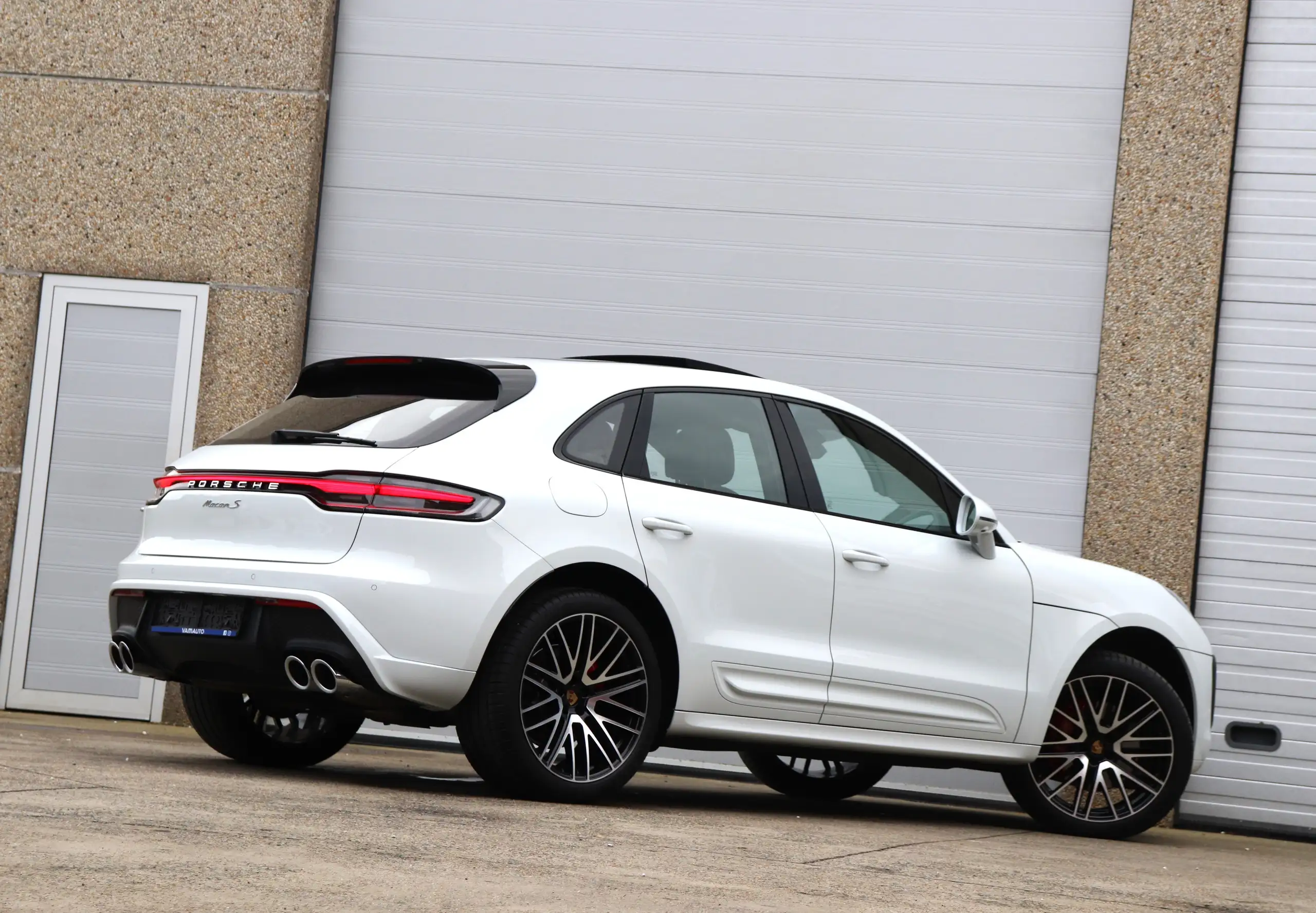 Porsche - Macan