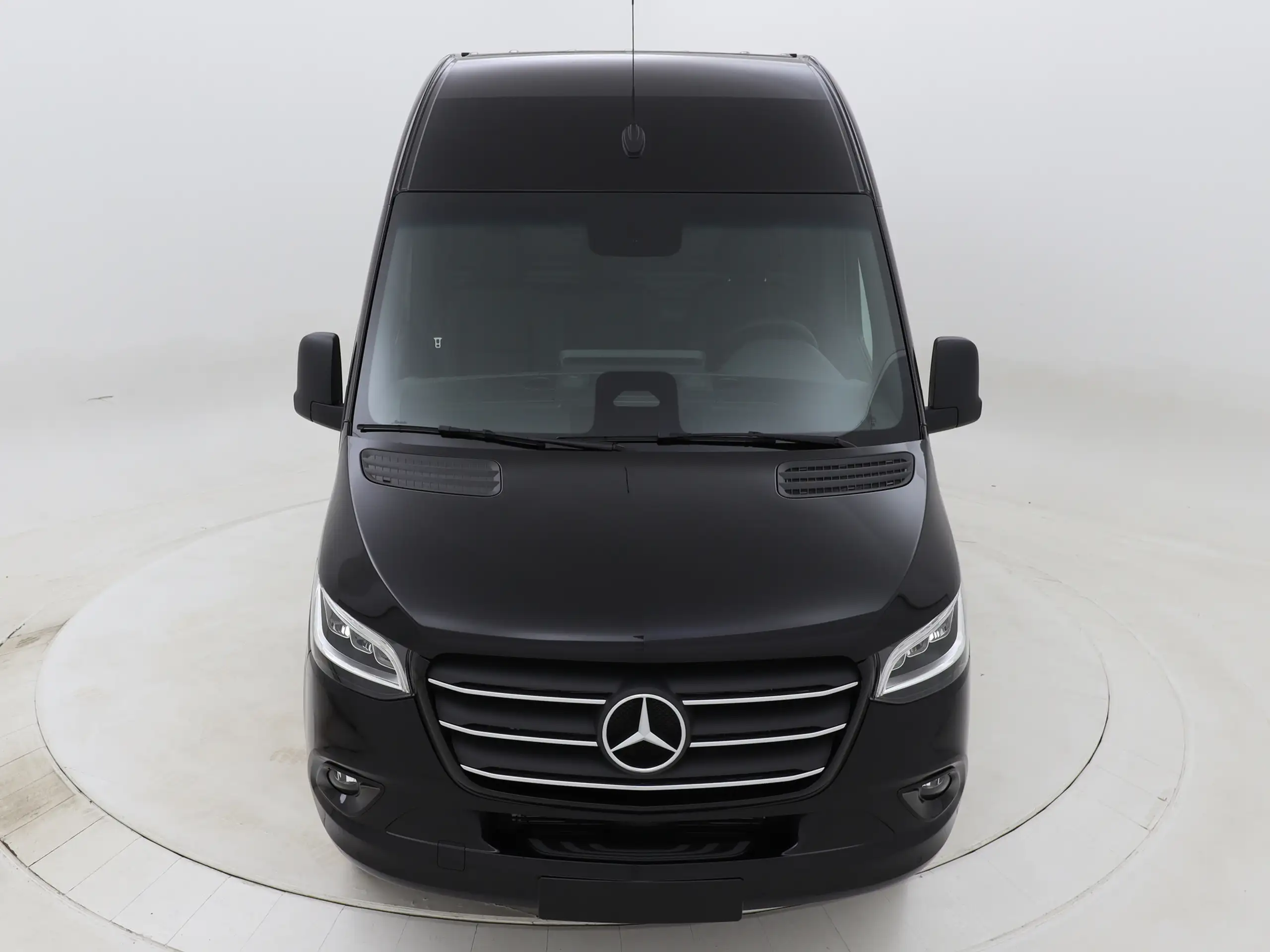 Mercedes-Benz - Sprinter