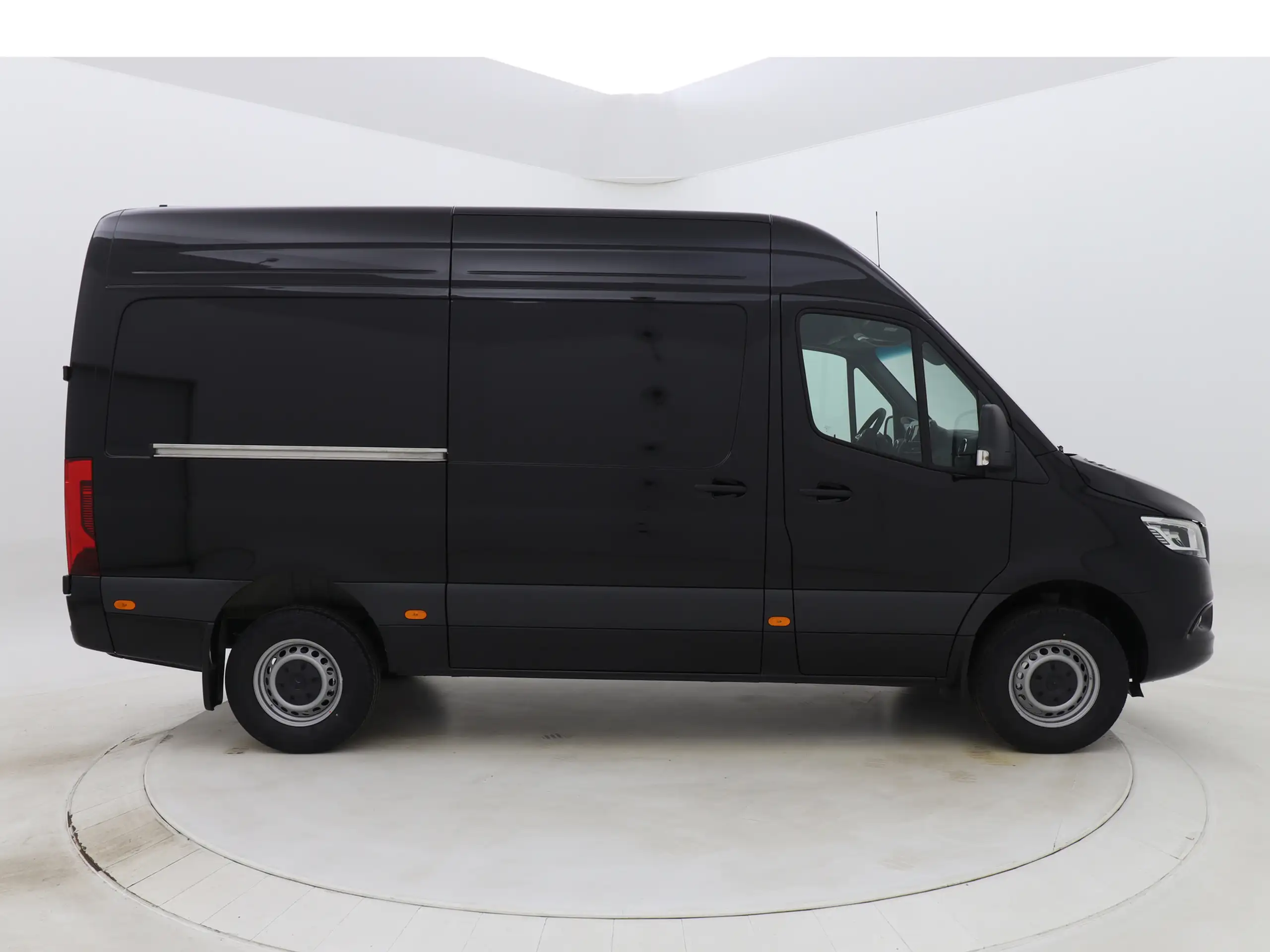 Mercedes-Benz - Sprinter