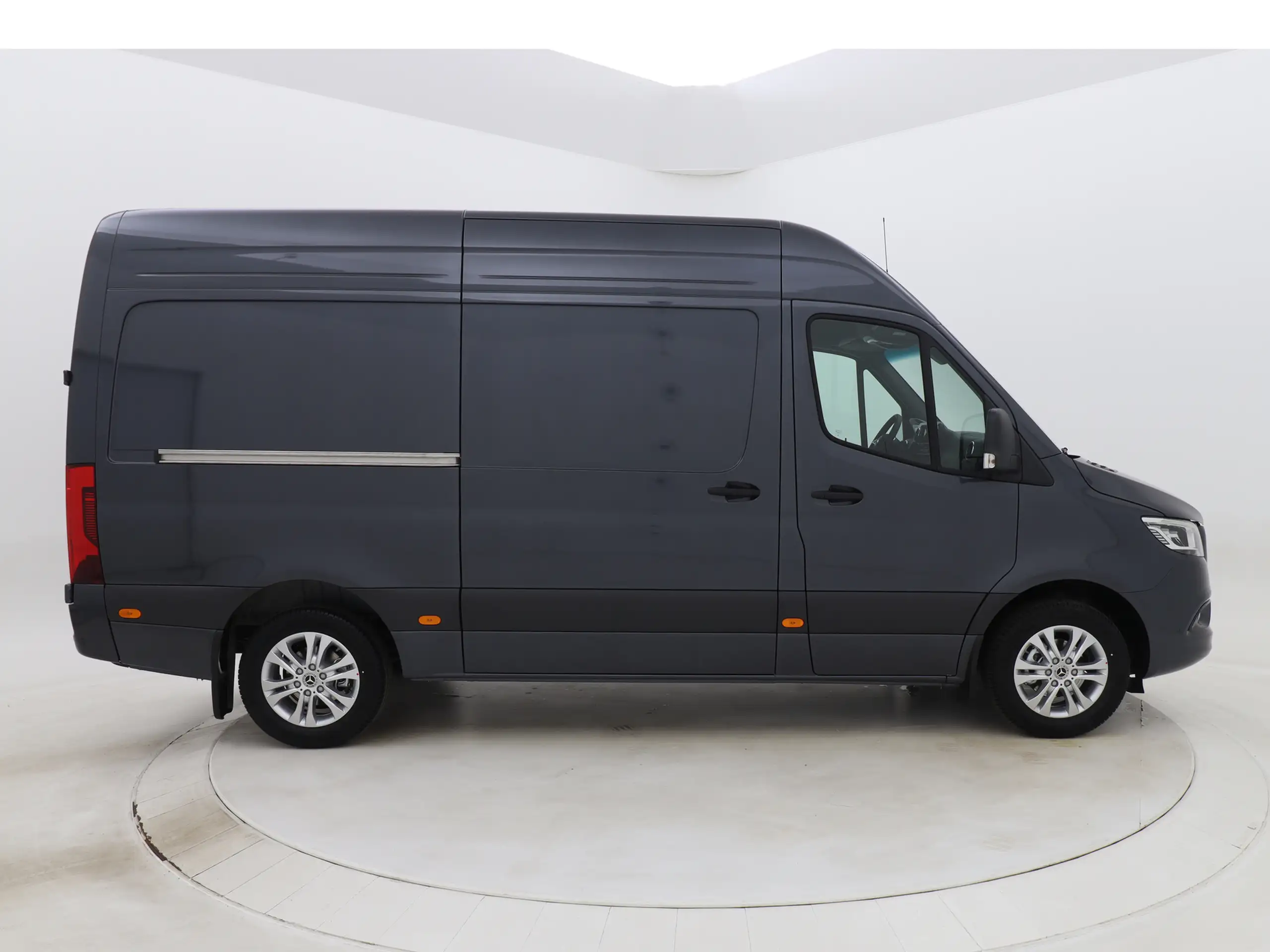 Mercedes-Benz - Sprinter