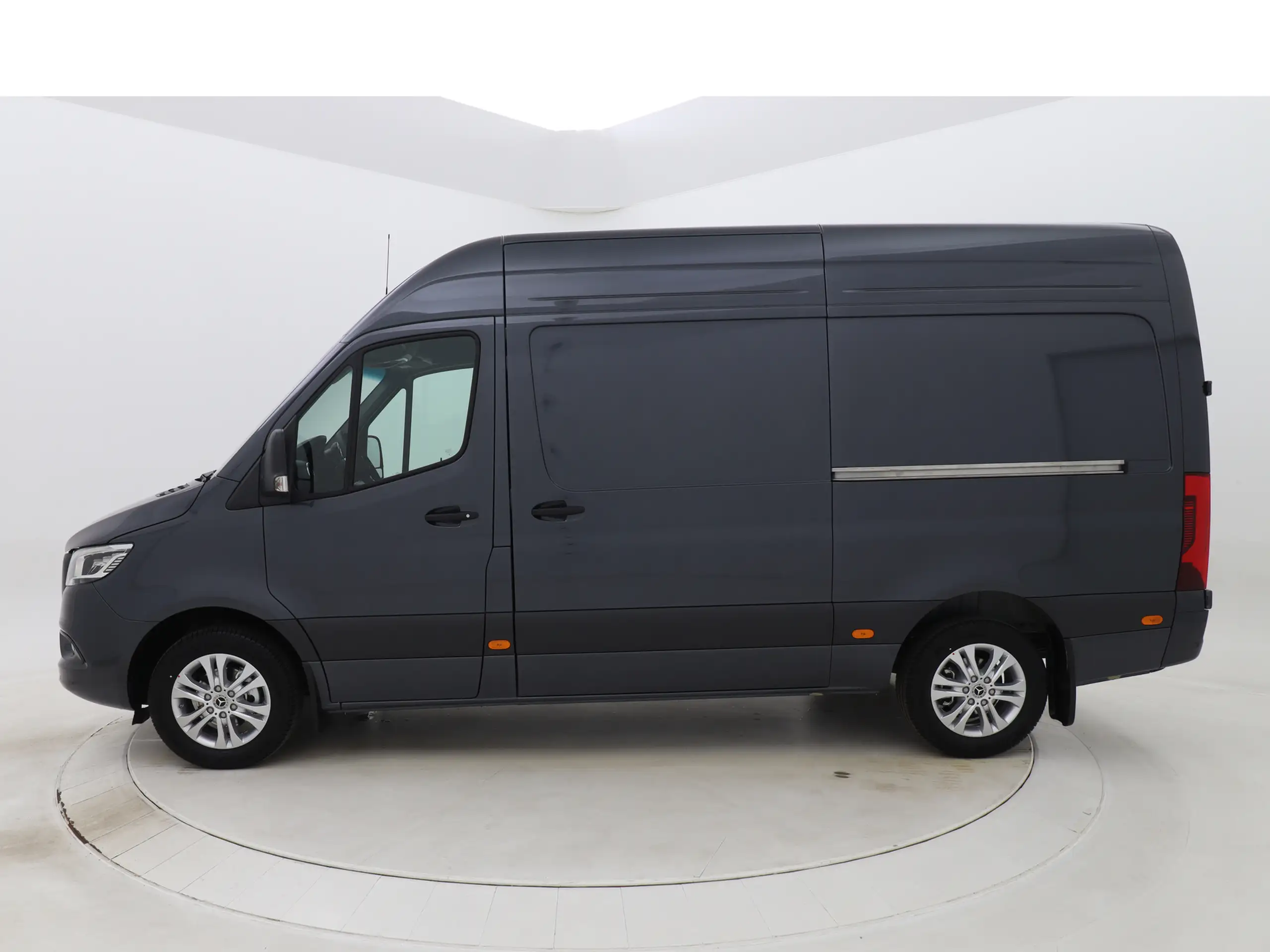 Mercedes-Benz - Sprinter