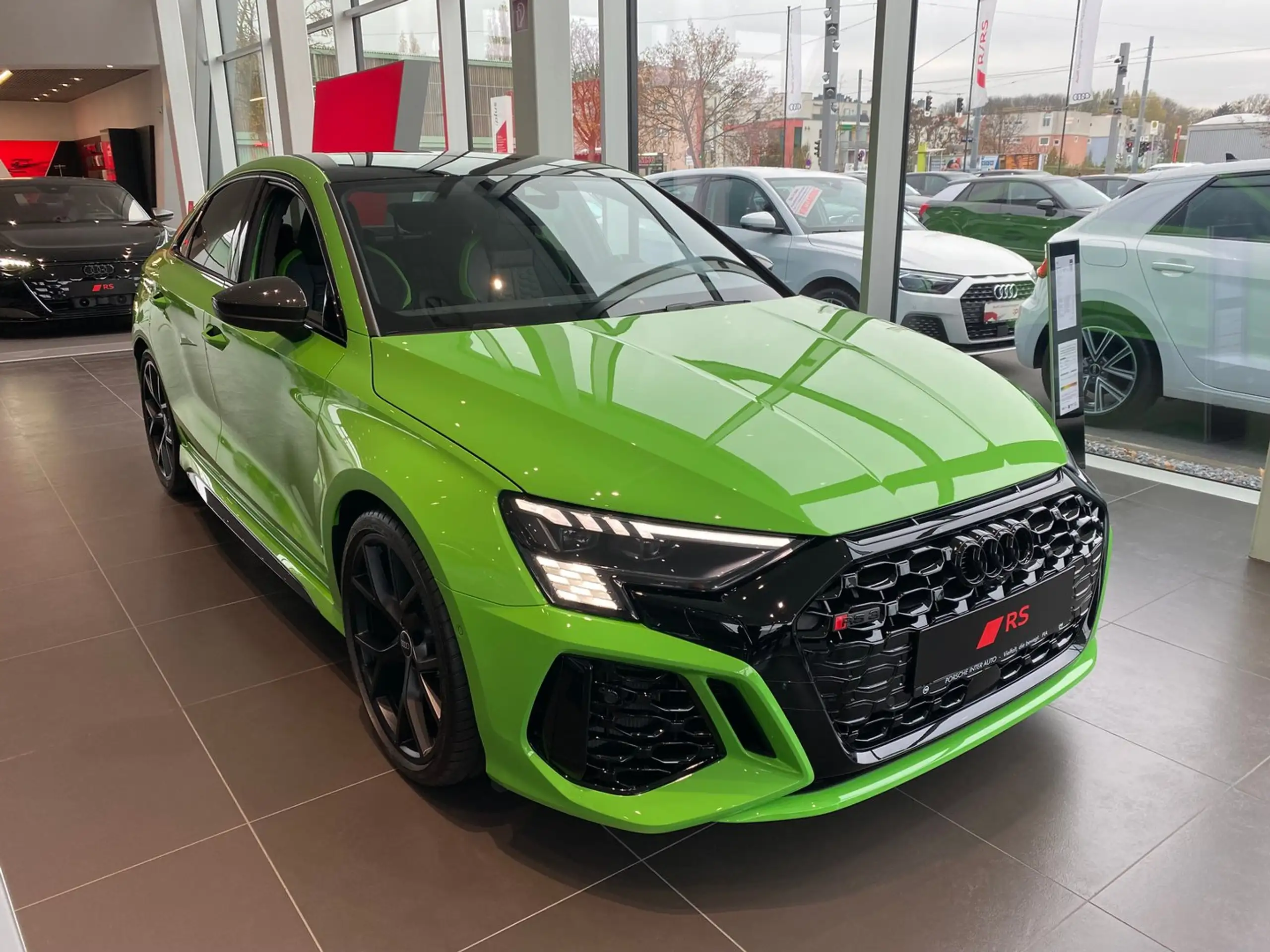 Audi - RS3