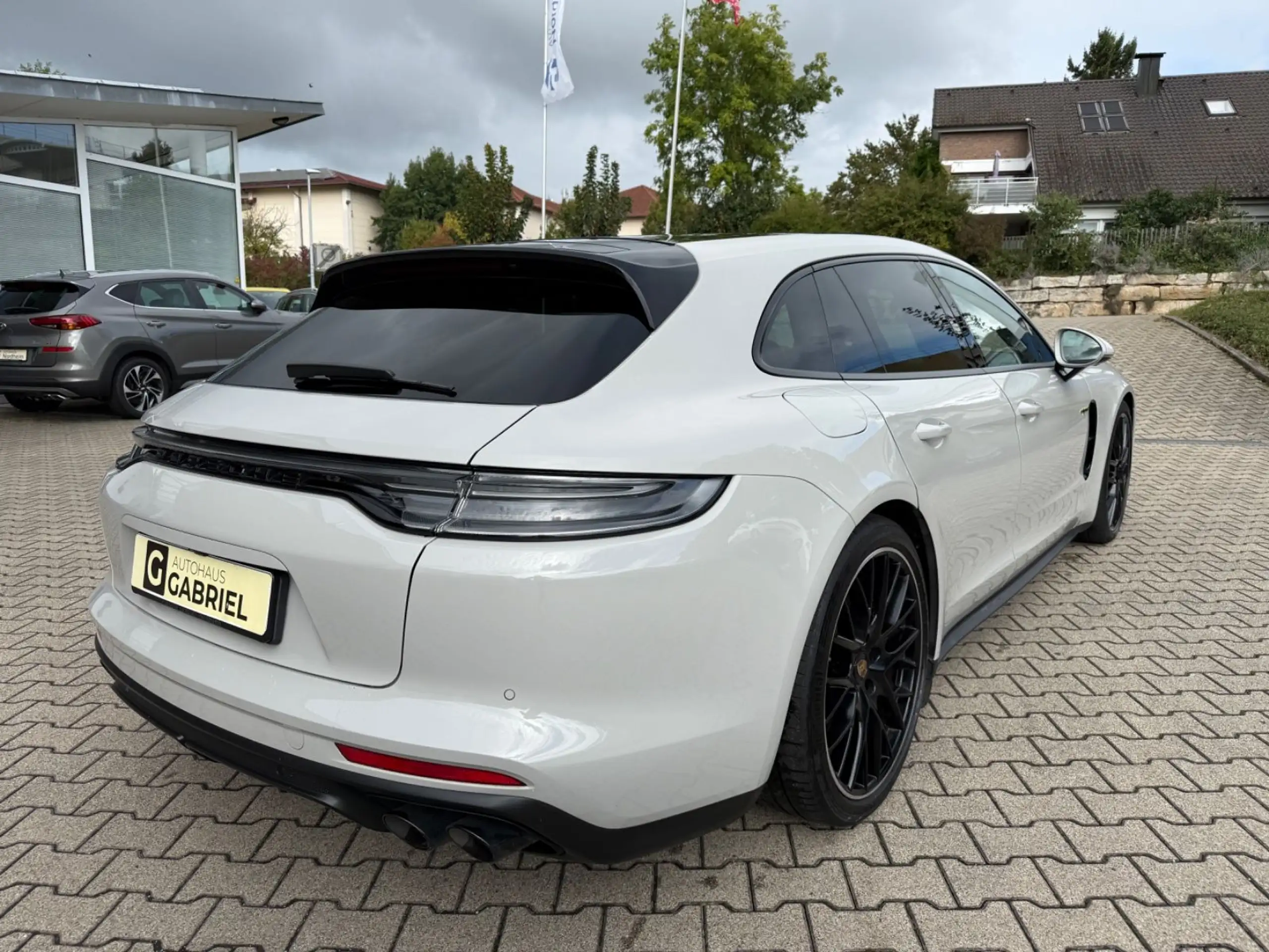 Porsche - Panamera