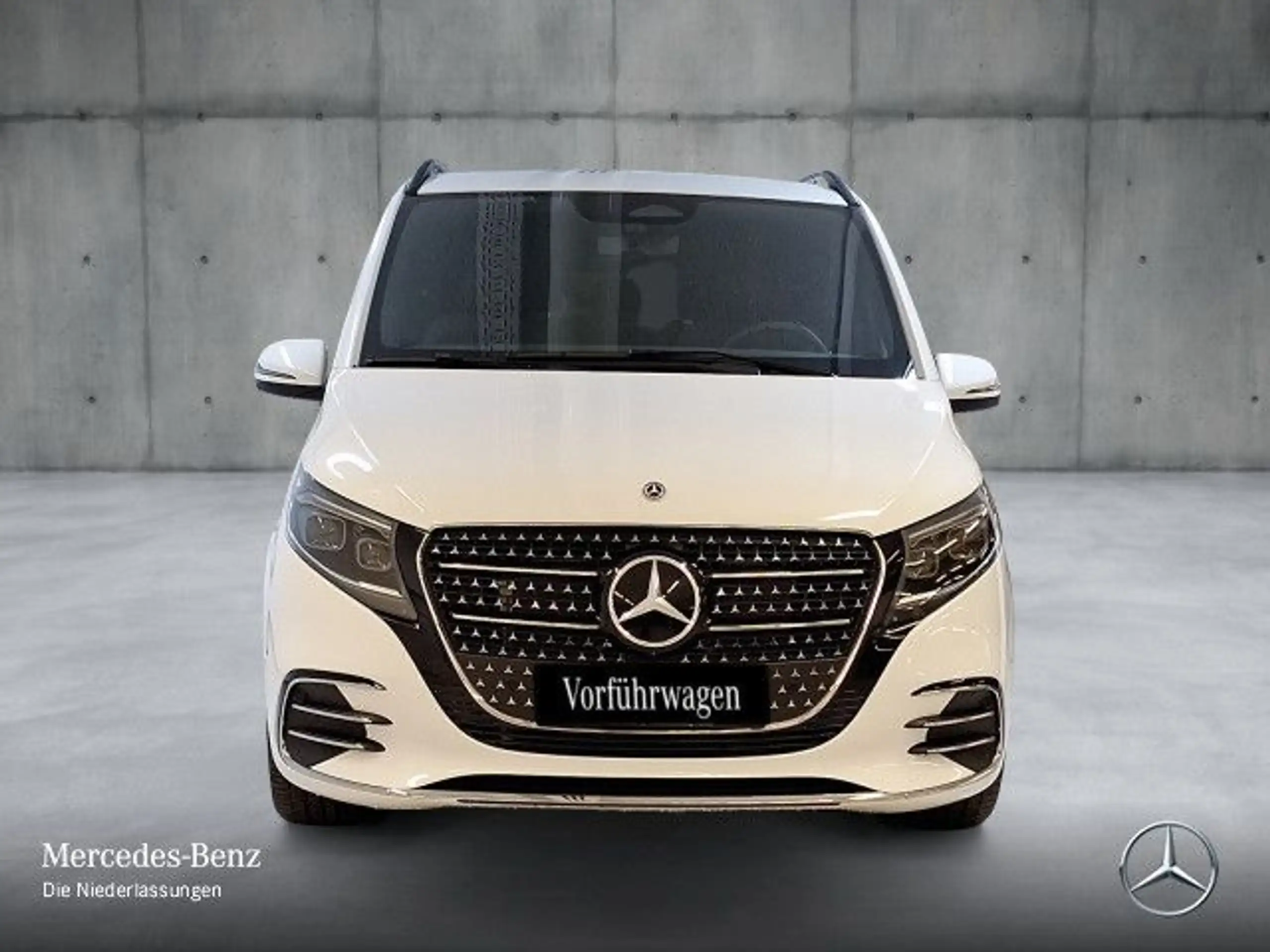 Mercedes-Benz - V 250