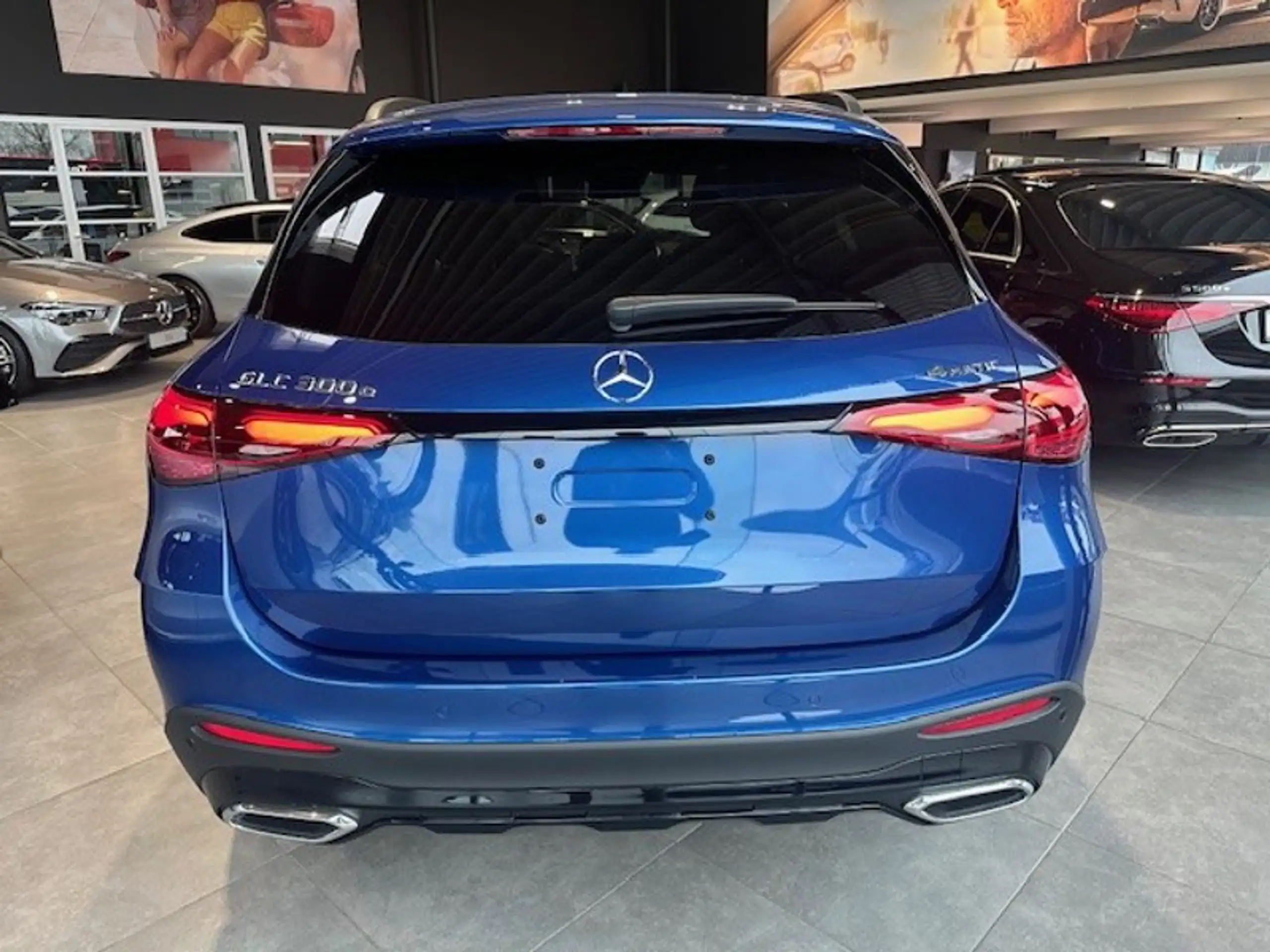 Mercedes-Benz - GLC 300