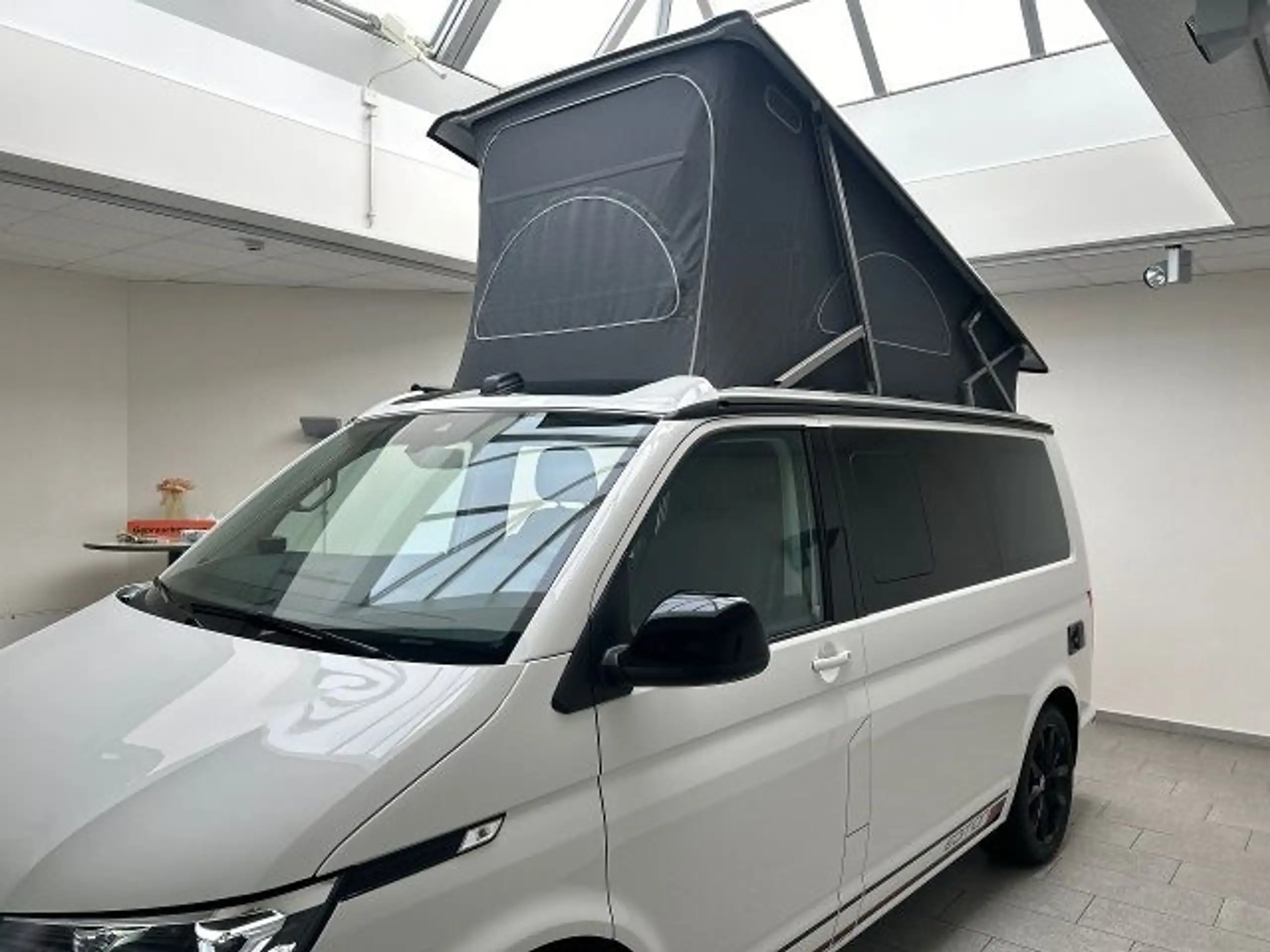 Volkswagen - T6.1 California