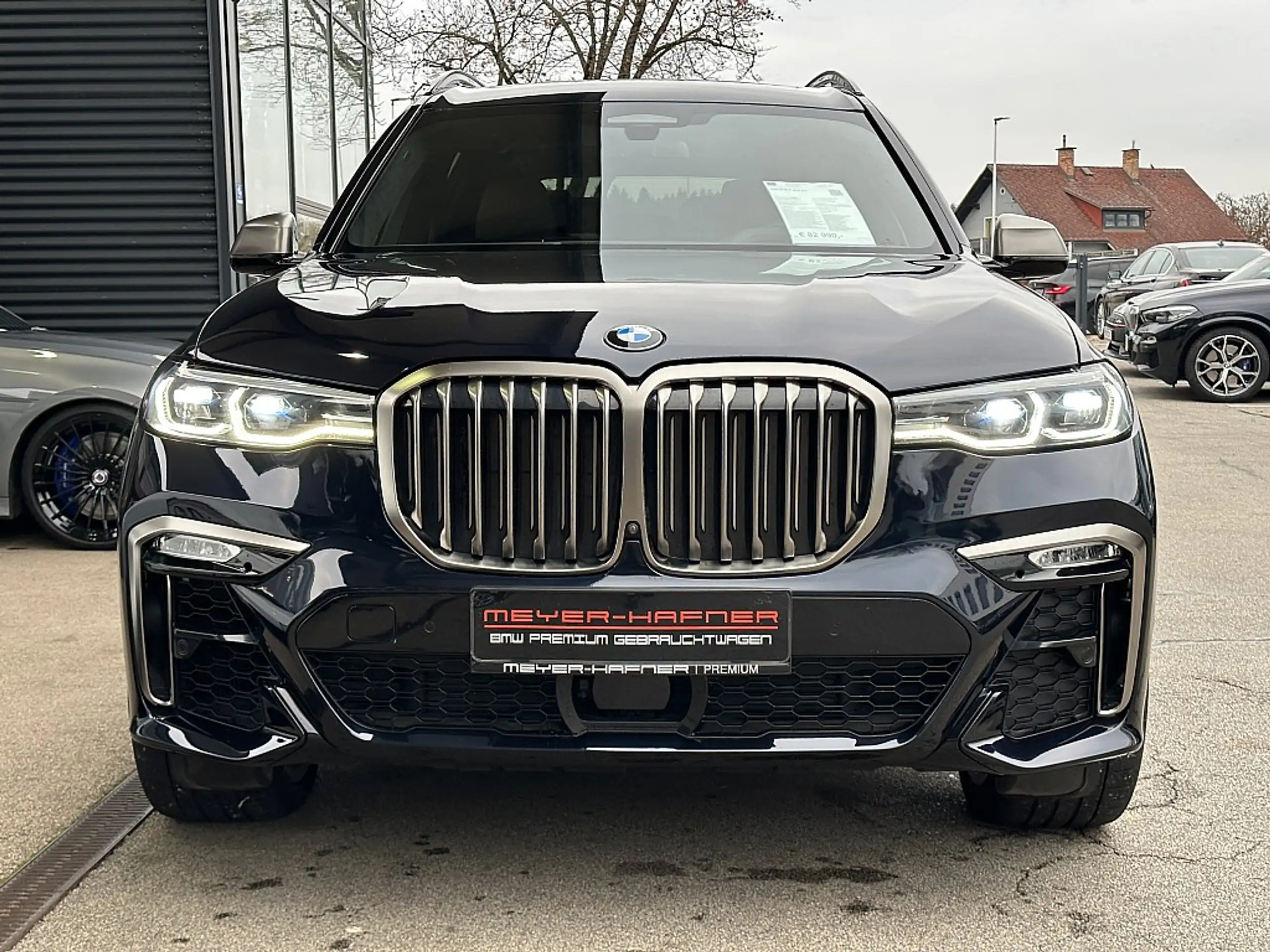 BMW - X7 M