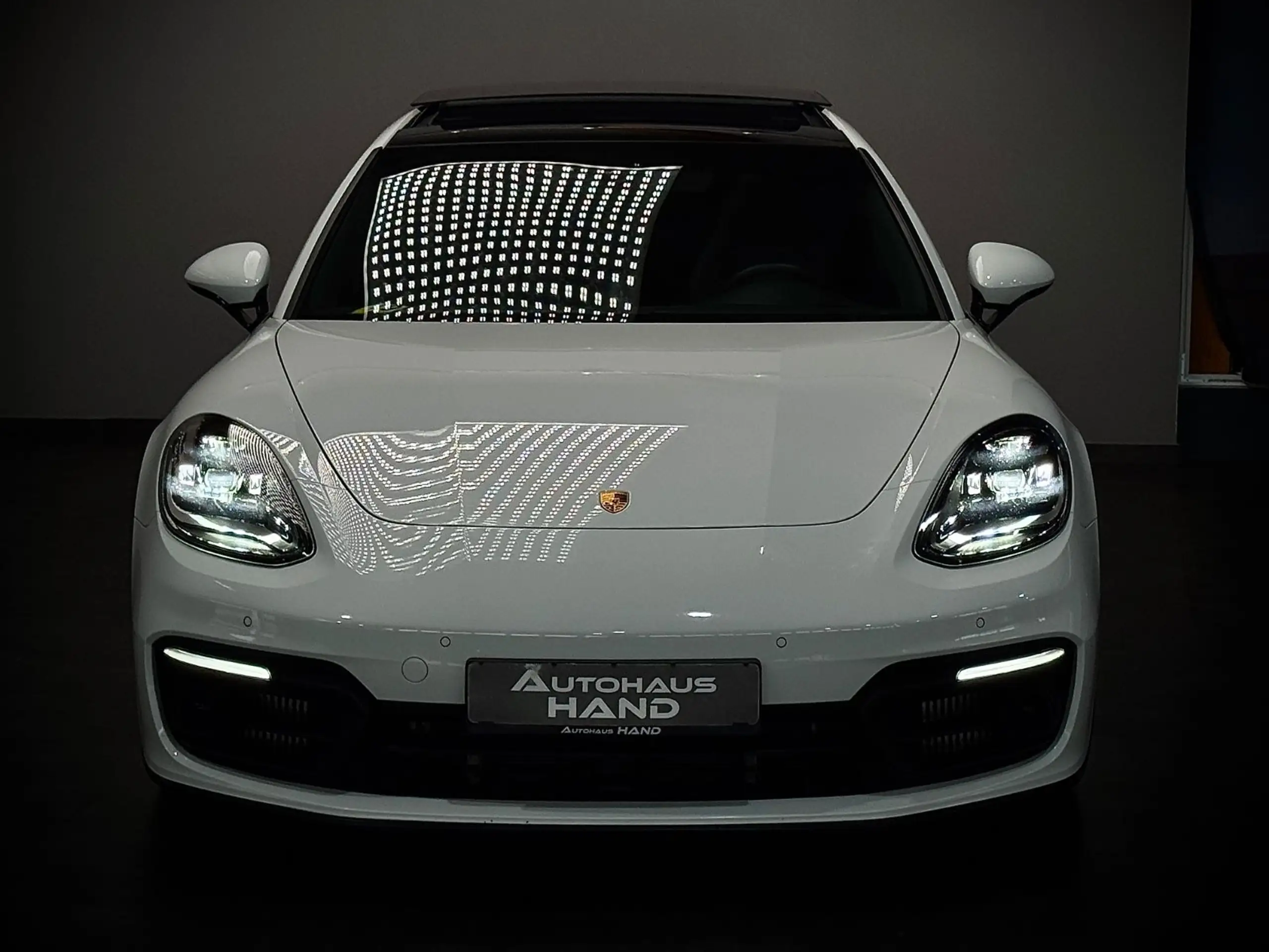 Porsche - Panamera